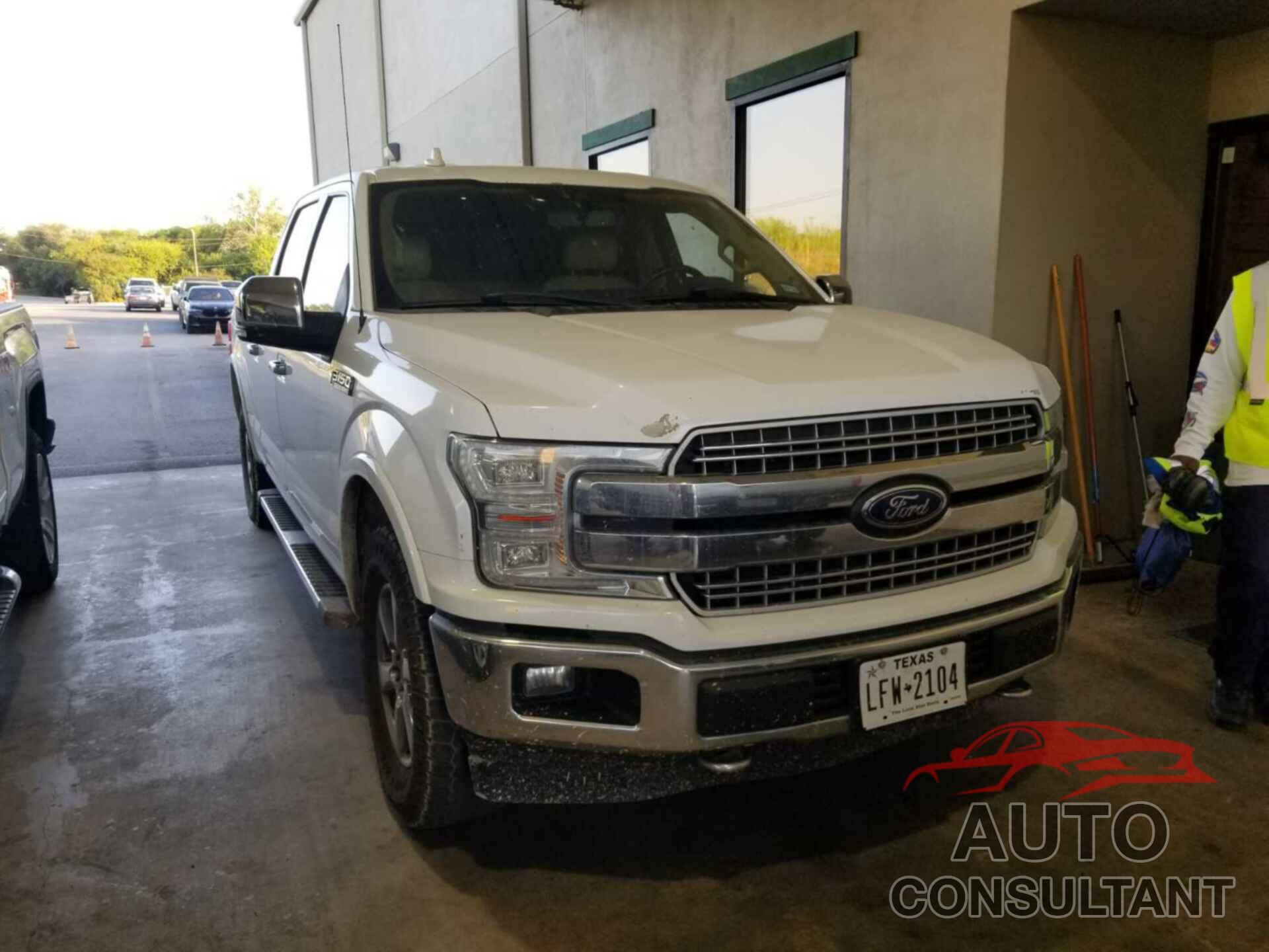 FORD F150 2018 - 1FTFW1E58JKF17703