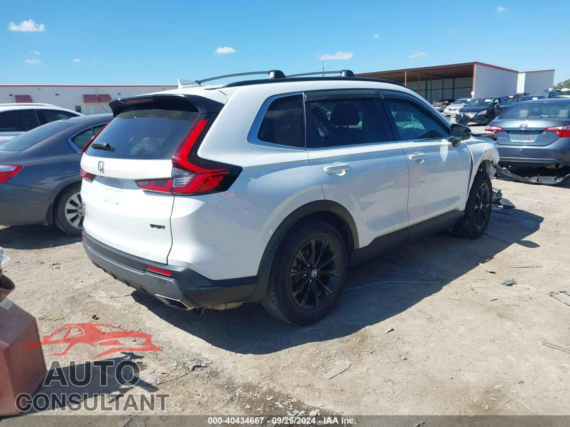 HONDA CR-V 2023 - 7FARS5H56PE001152