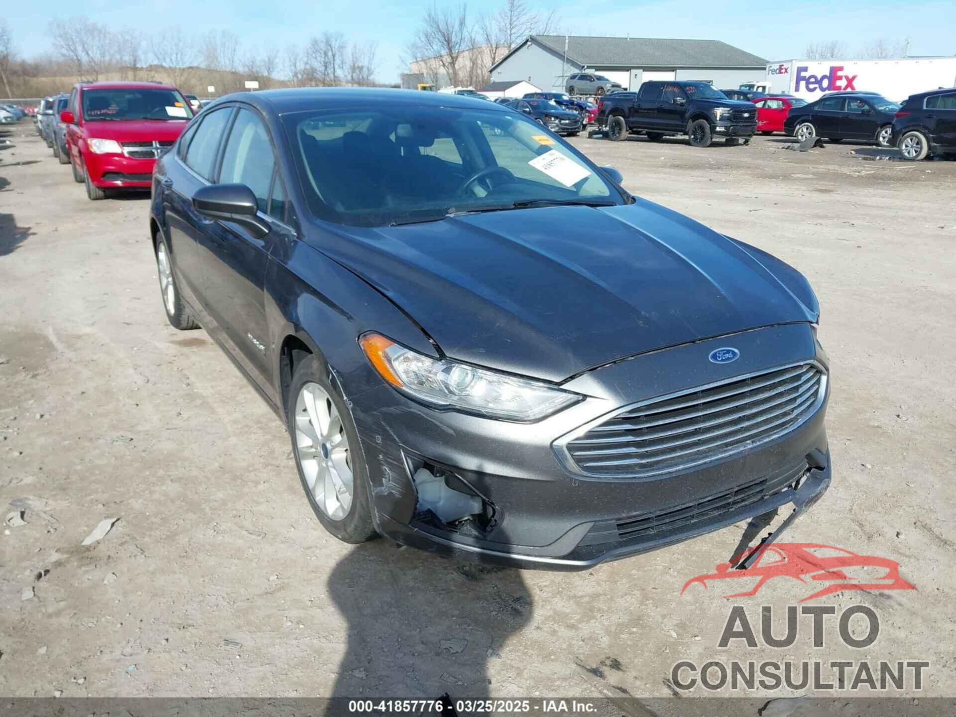 FORD FUSION HYBRID 2019 - 3FA6P0LU9KR167048