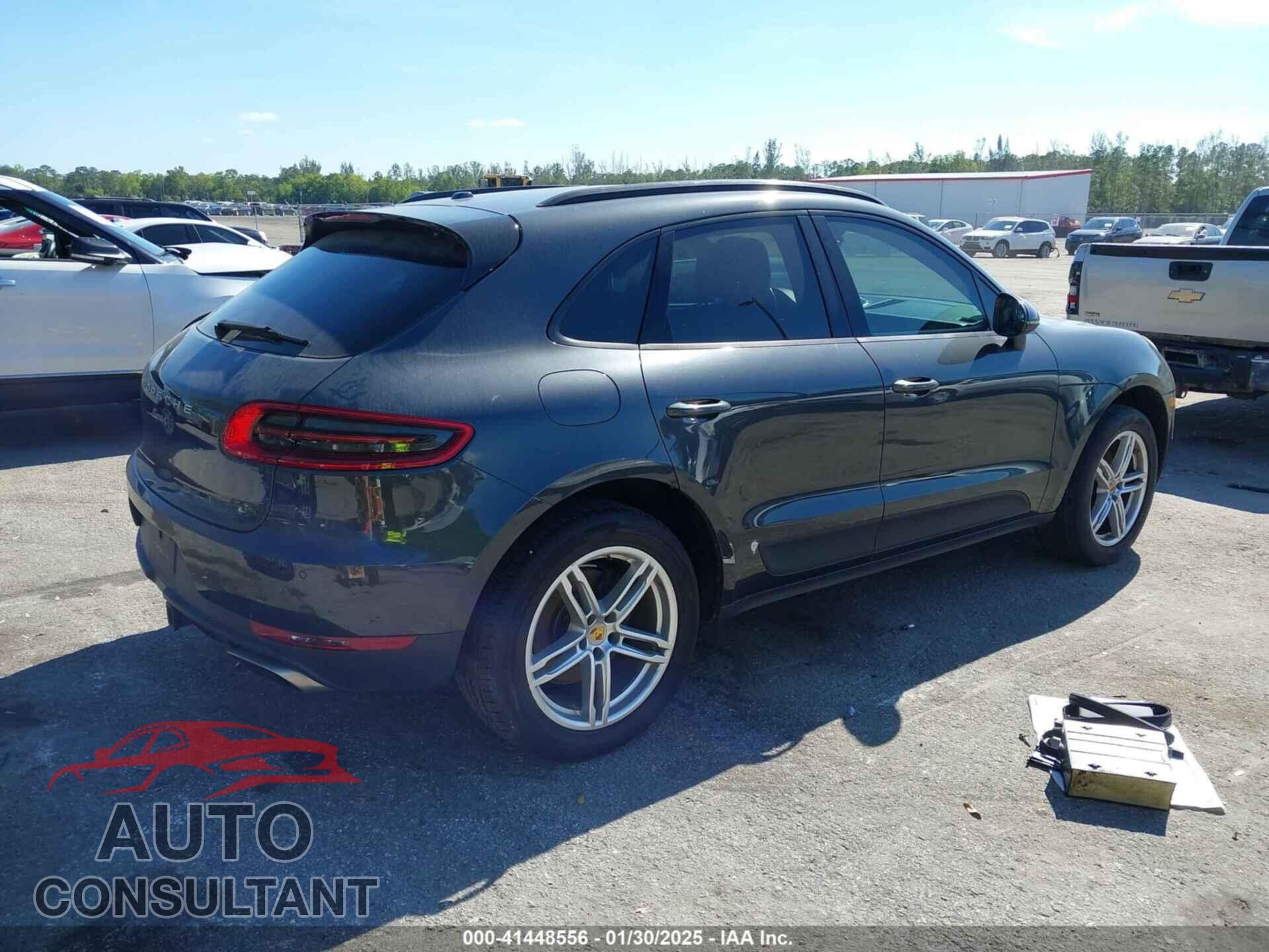 PORSCHE MACAN 2018 - WP1AA2A58JLB08856