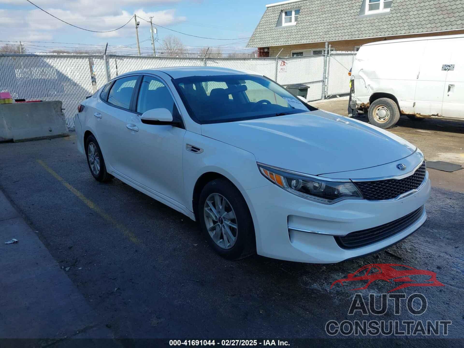 KIA OPTIMA 2018 - 5XXGT4L3XJG216120