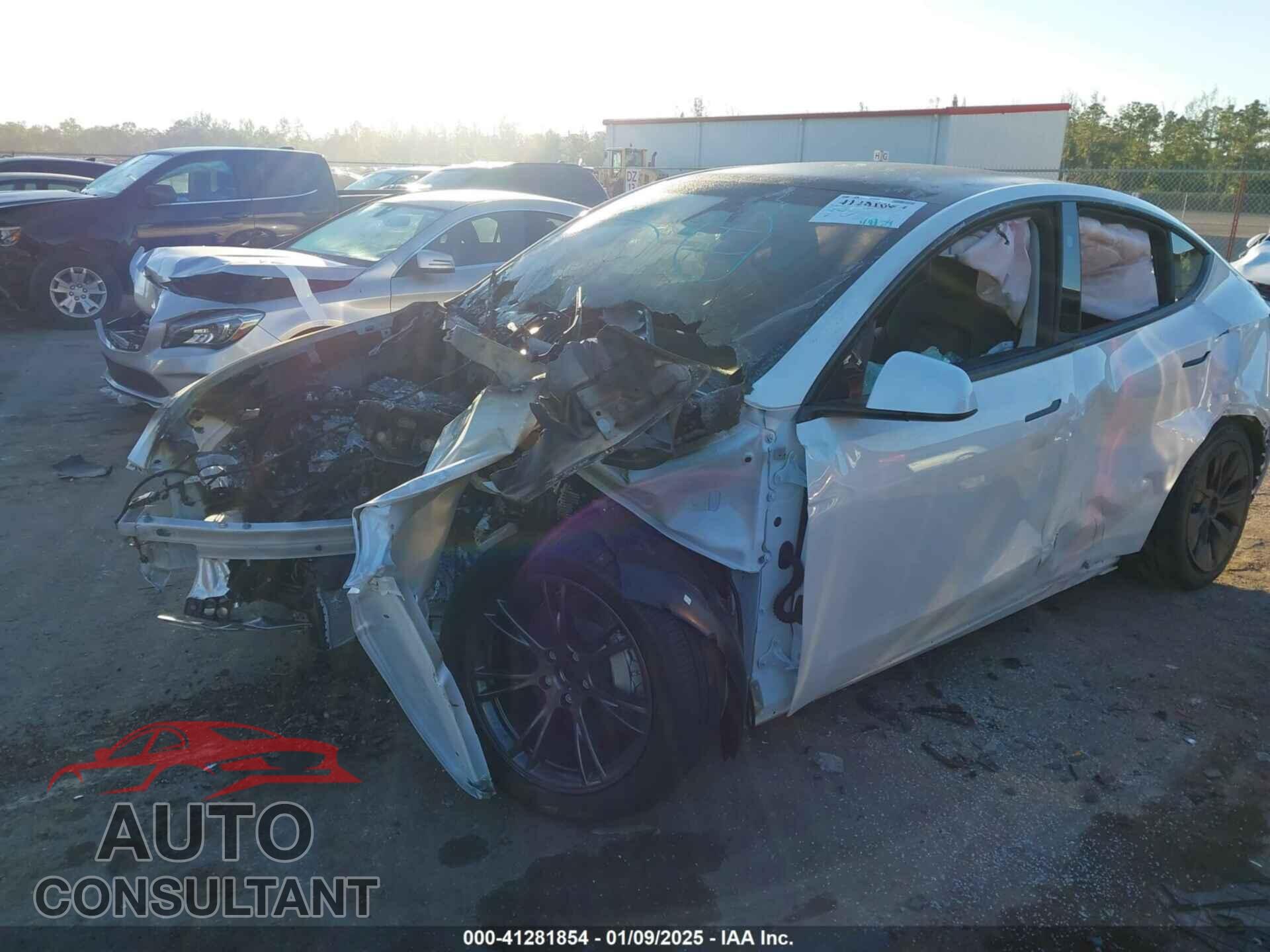 TESLA MODEL Y 2025 - 7SAYGDED0SF222885