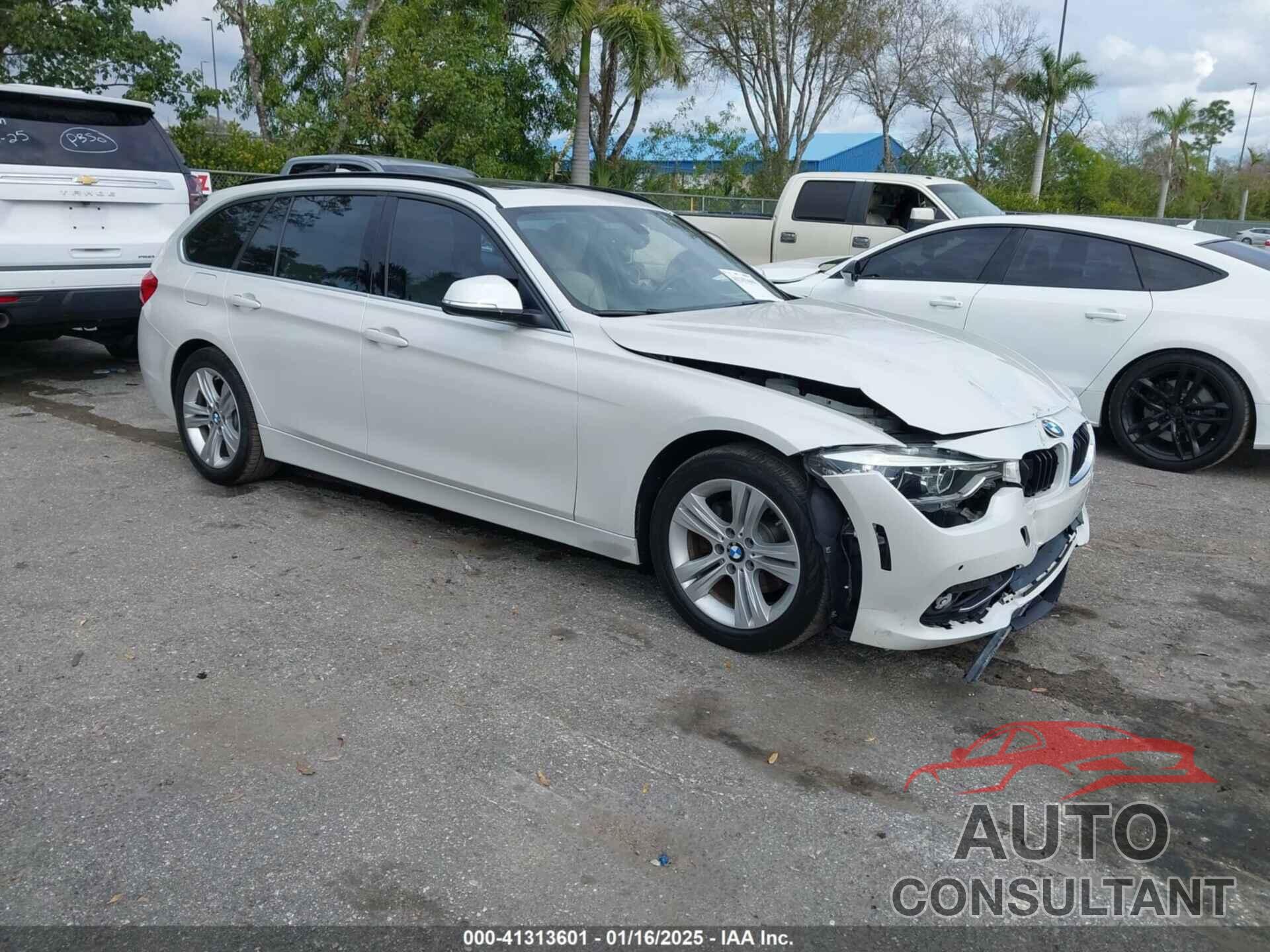 BMW 328I 2016 - WBA8G5C58GK443267