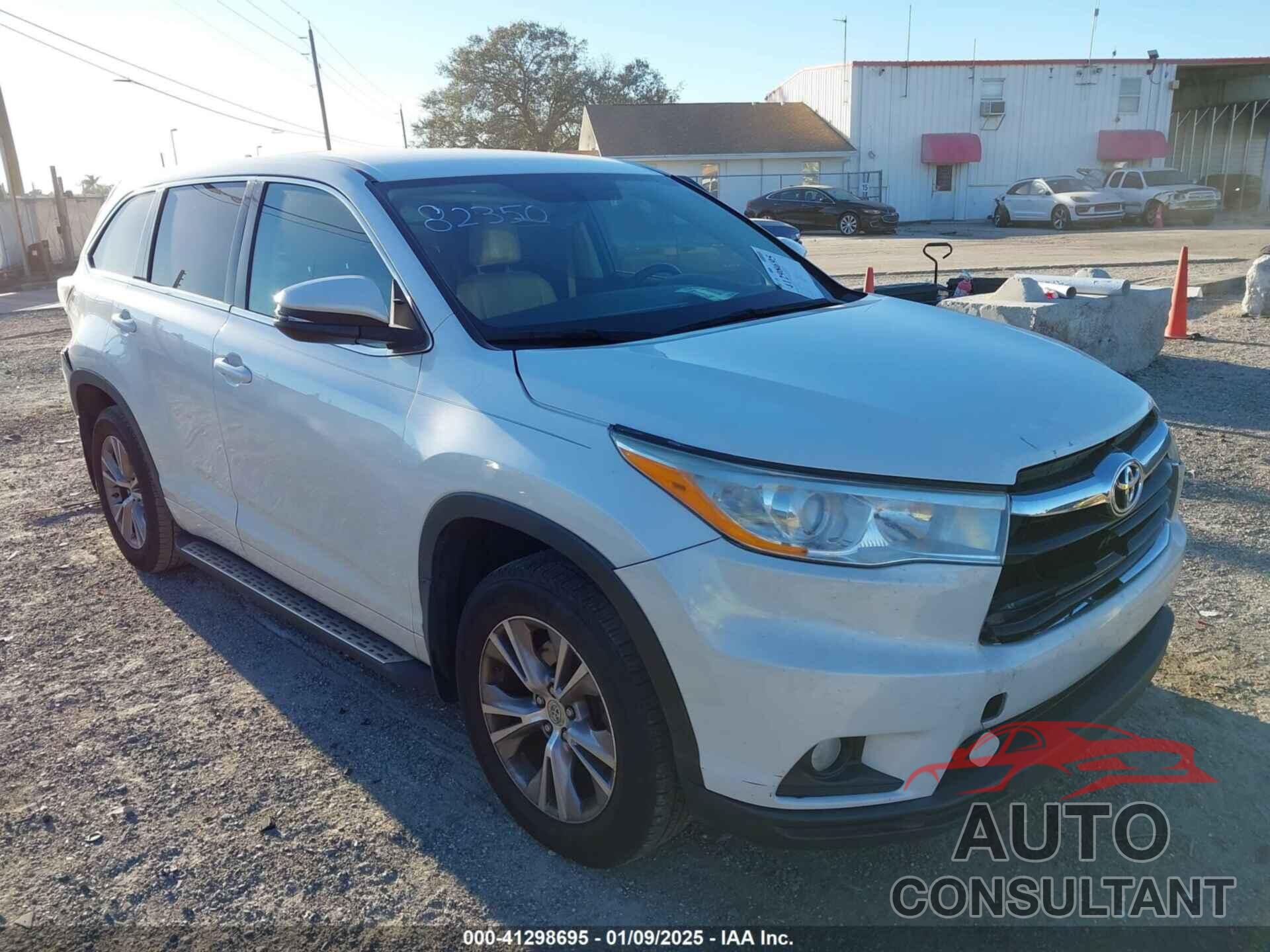 TOYOTA HIGHLANDER 2014 - 5TDZKRFH8ES009889