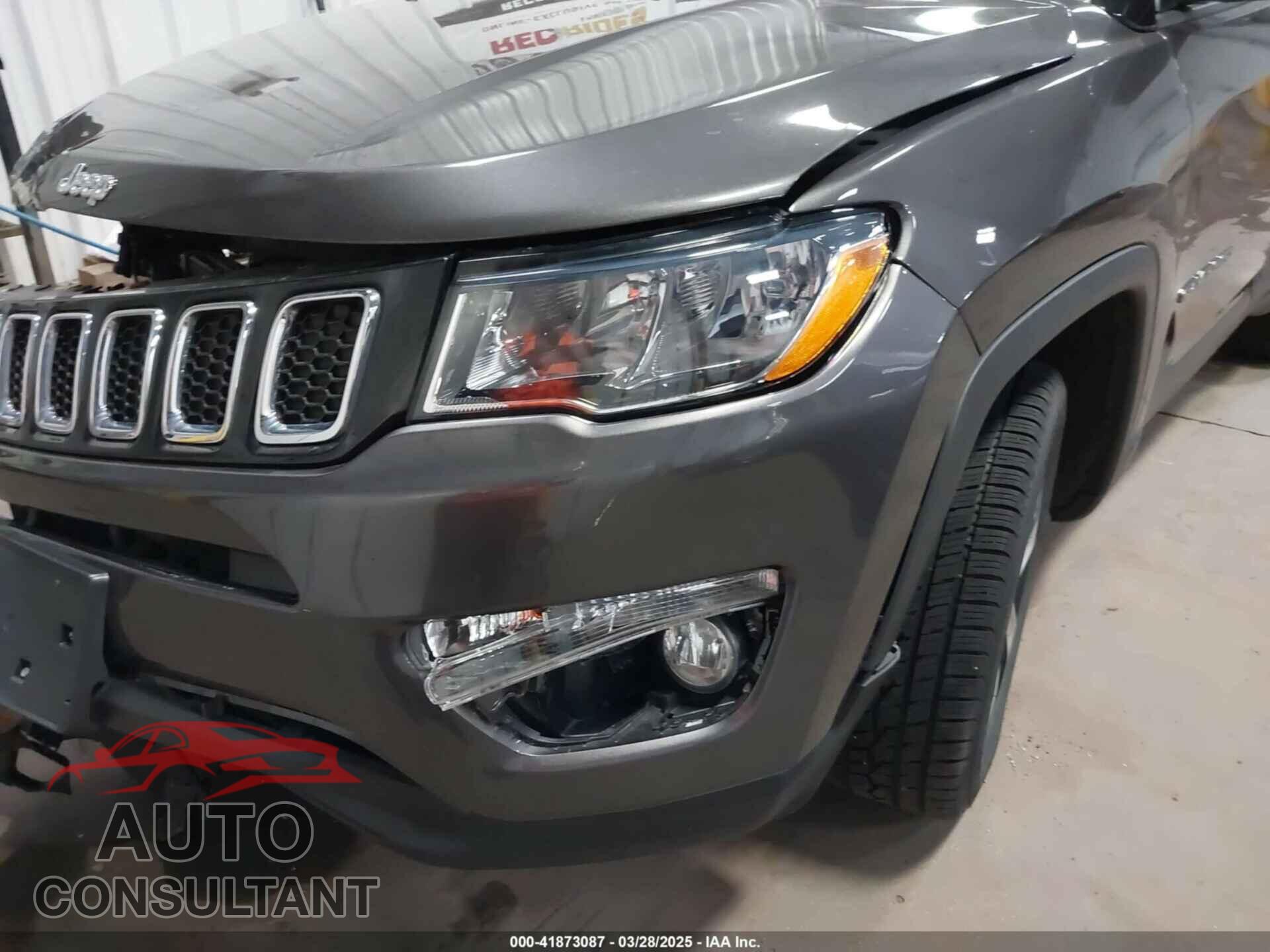 JEEP COMPASS 2019 - 3C4NJDBB3KT828901