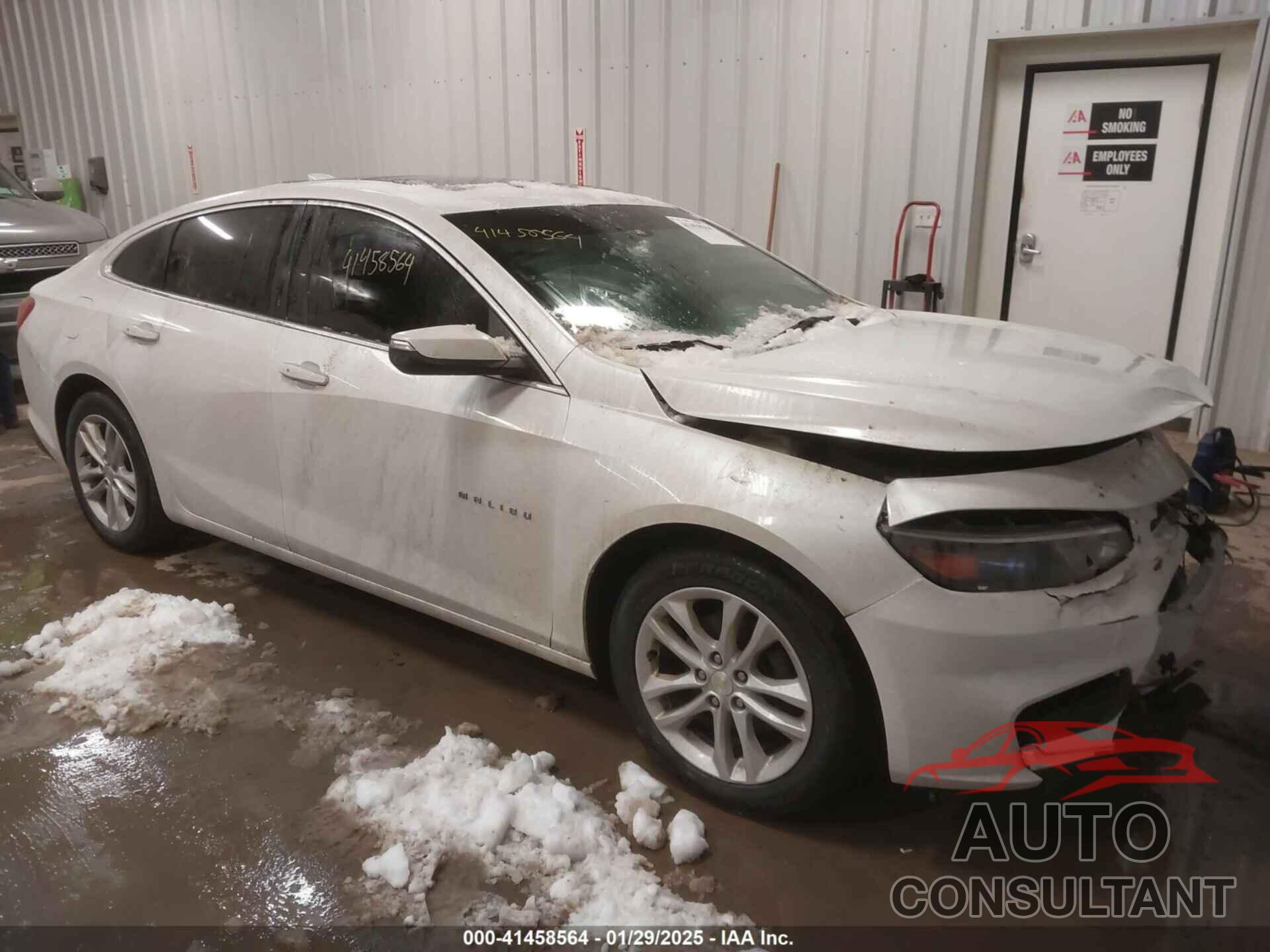 CHEVROLET MALIBU 2017 - 1G1ZE5ST1HF225767
