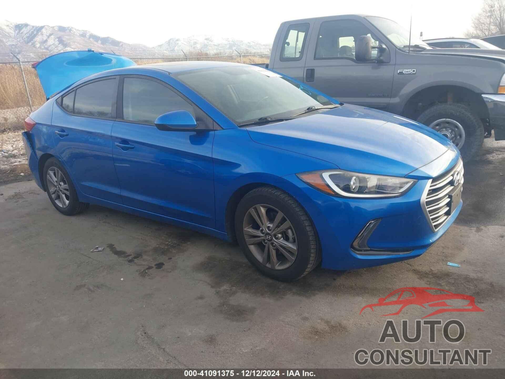 HYUNDAI ELANTRA 2017 - KMHD84LF2HU396305