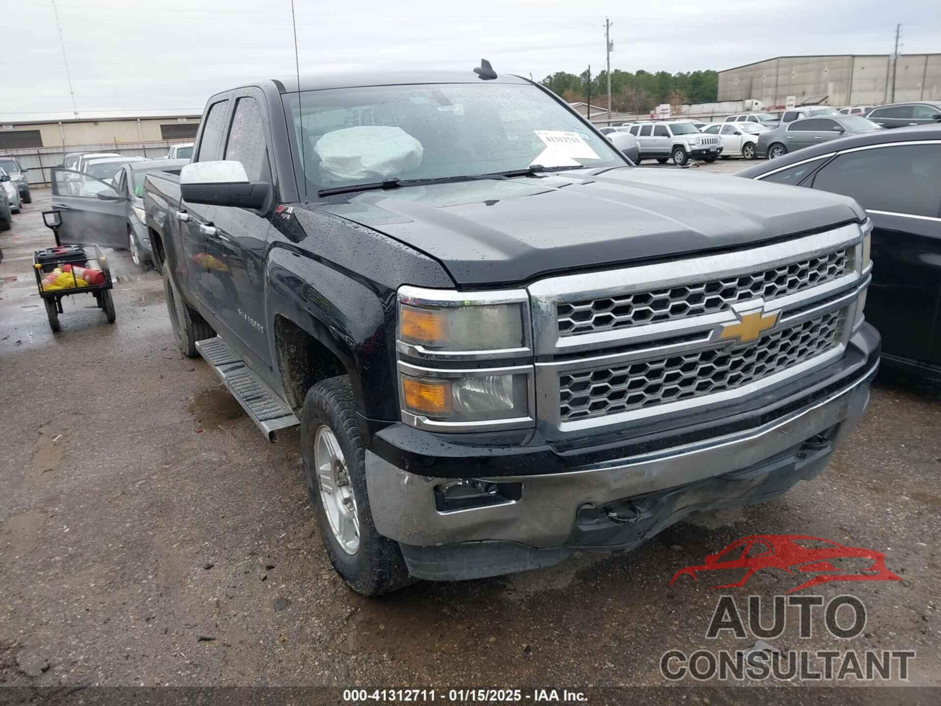 CHEVROLET SILVERADO 1500 2015 - 1GCVKREH5FZ432588