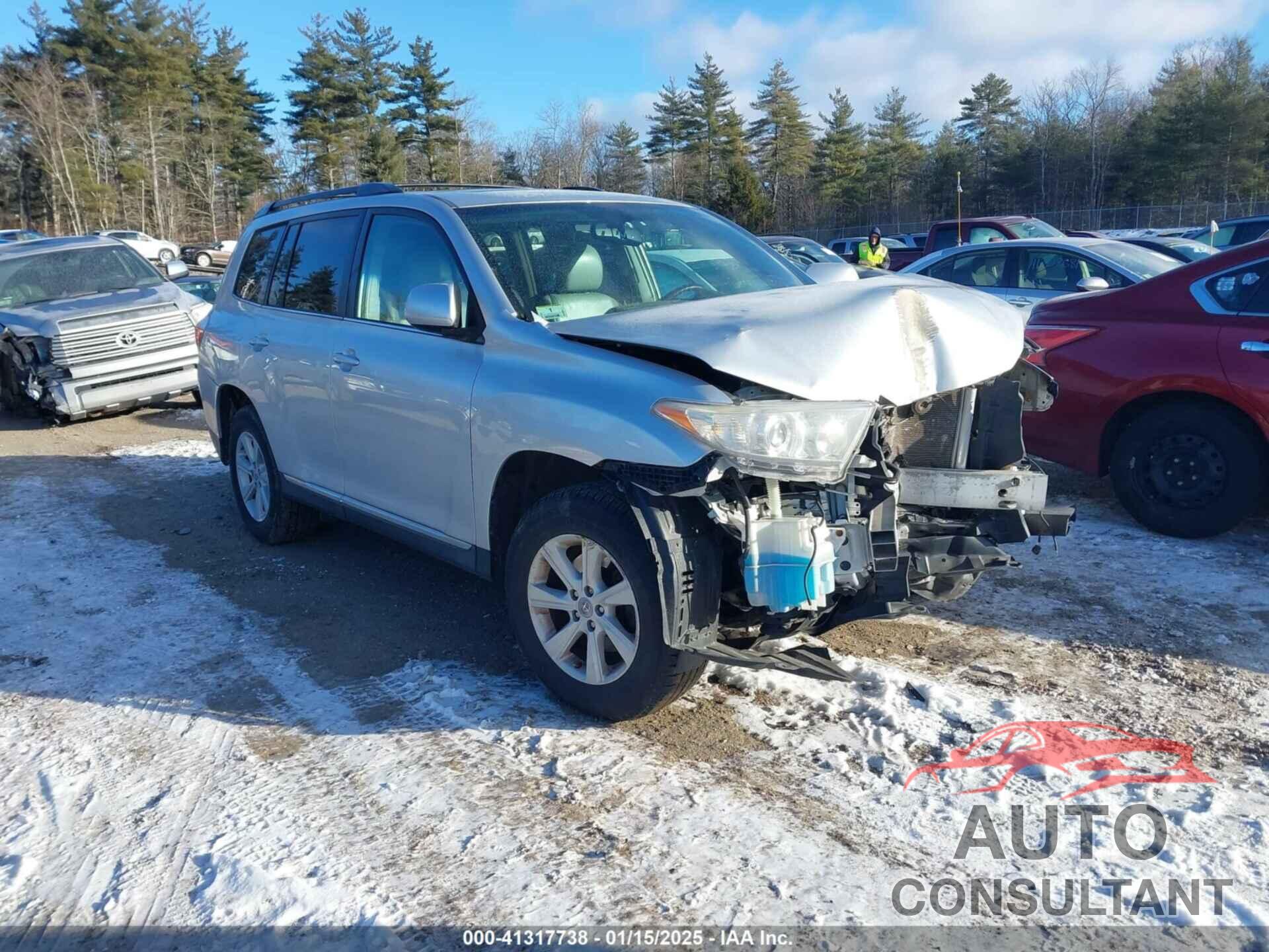 TOYOTA HIGHLANDER 2013 - 5TDBK3EH5DS197155