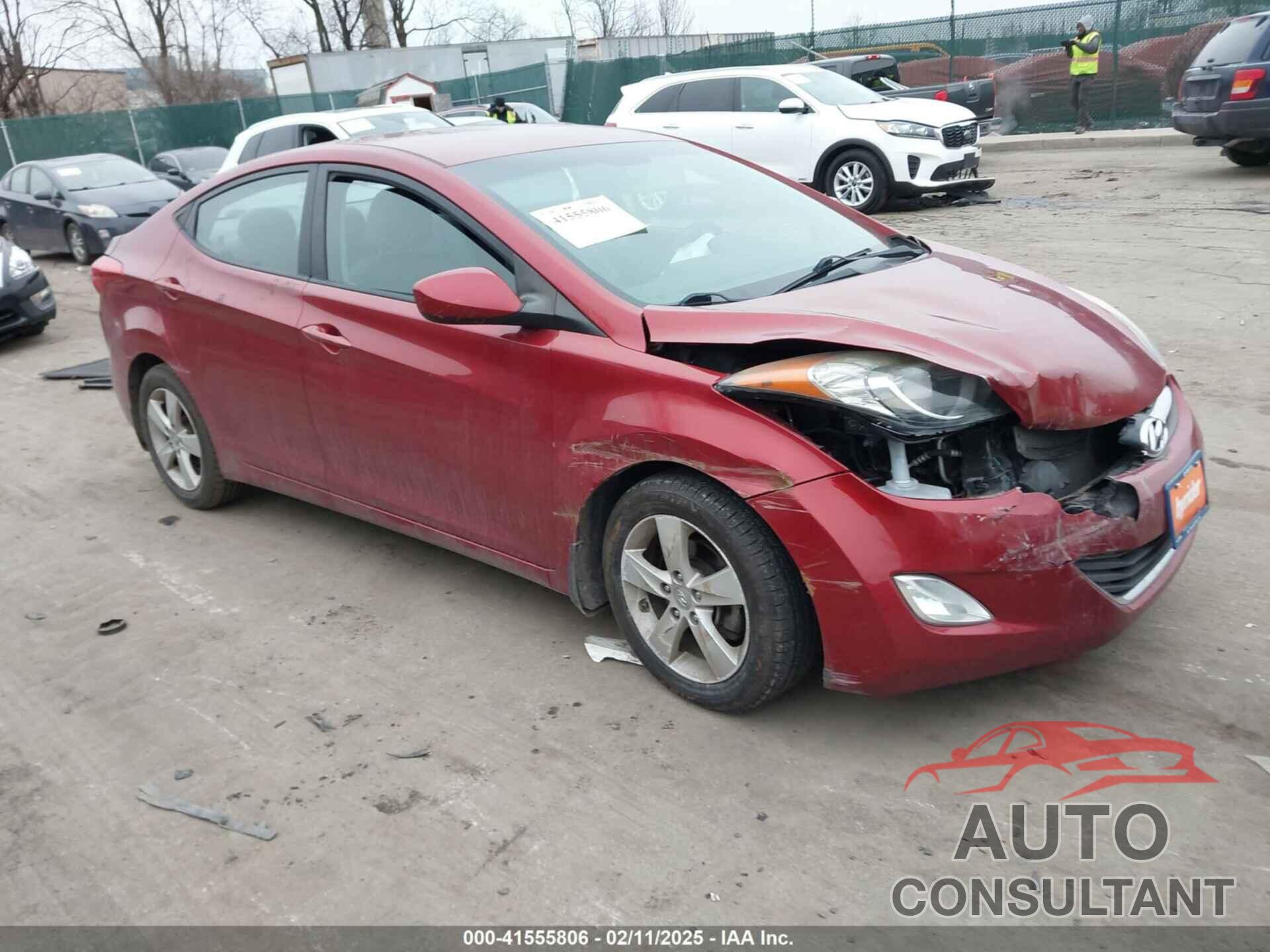 HYUNDAI ELANTRA 2013 - 5NPDH4AE5DH390744