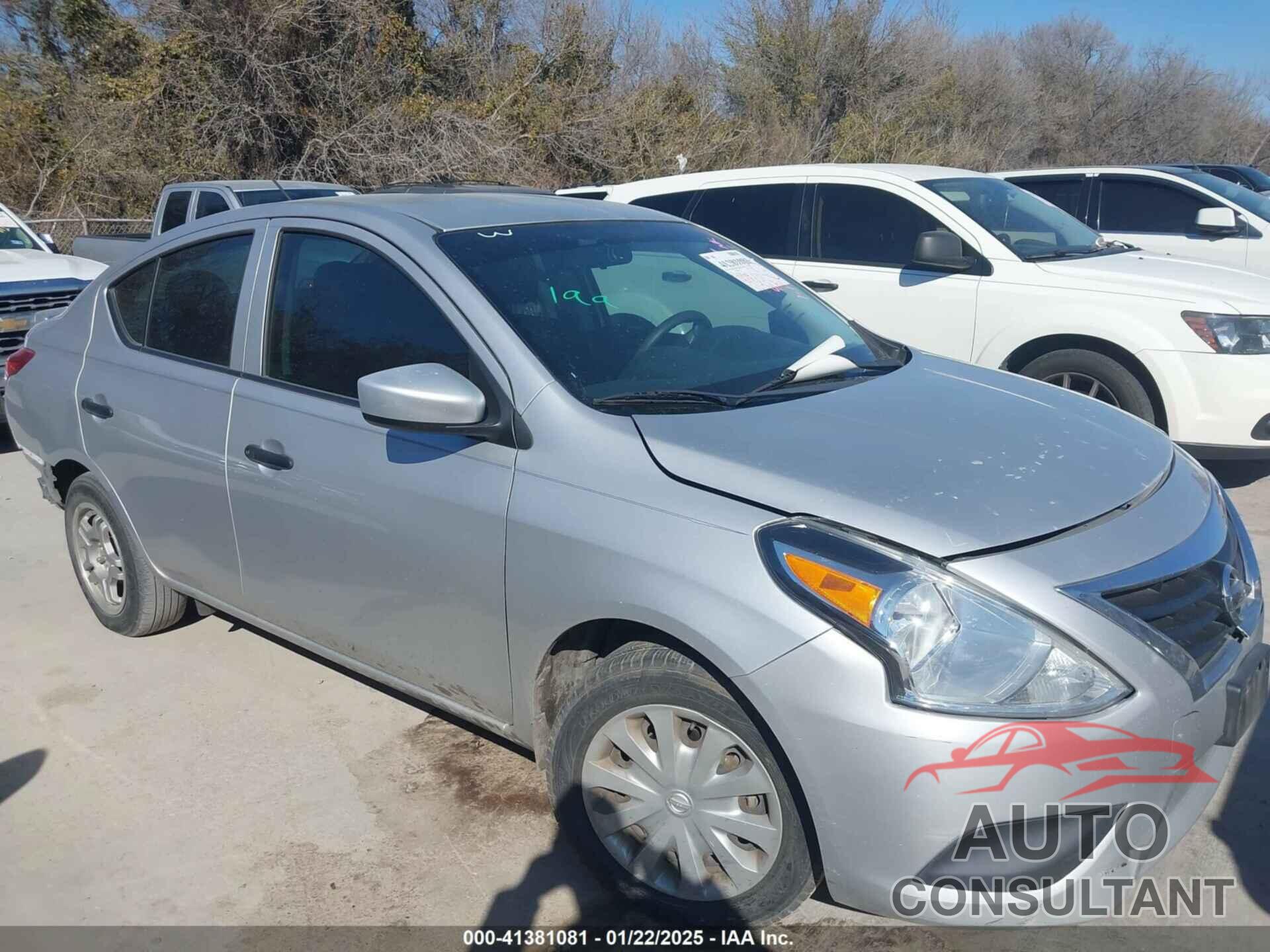 NISSAN VERSA 2018 - 3N1CN7AP3JL830207