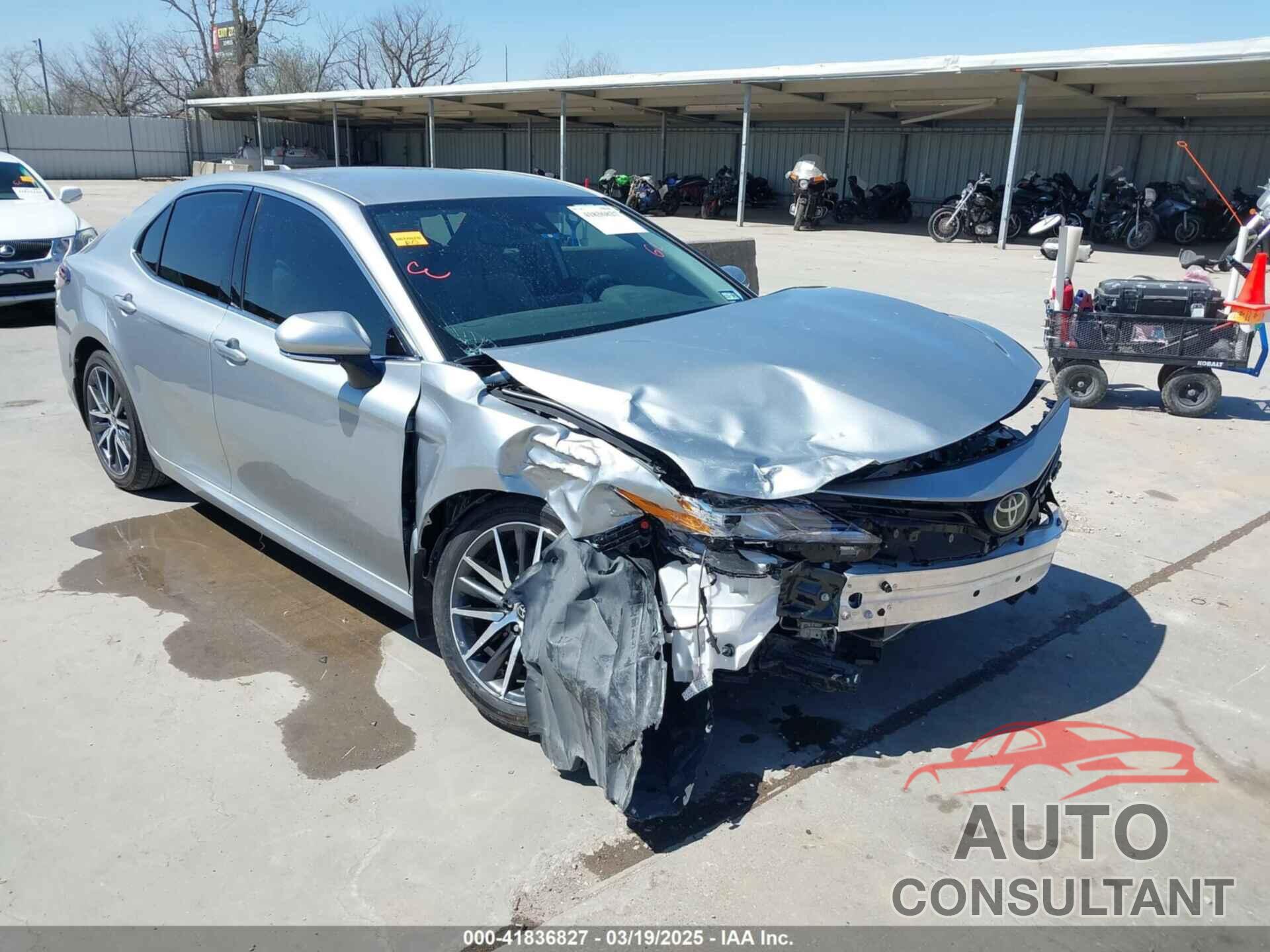TOYOTA CAMRY 2024 - 4T1F11AK7RU242380