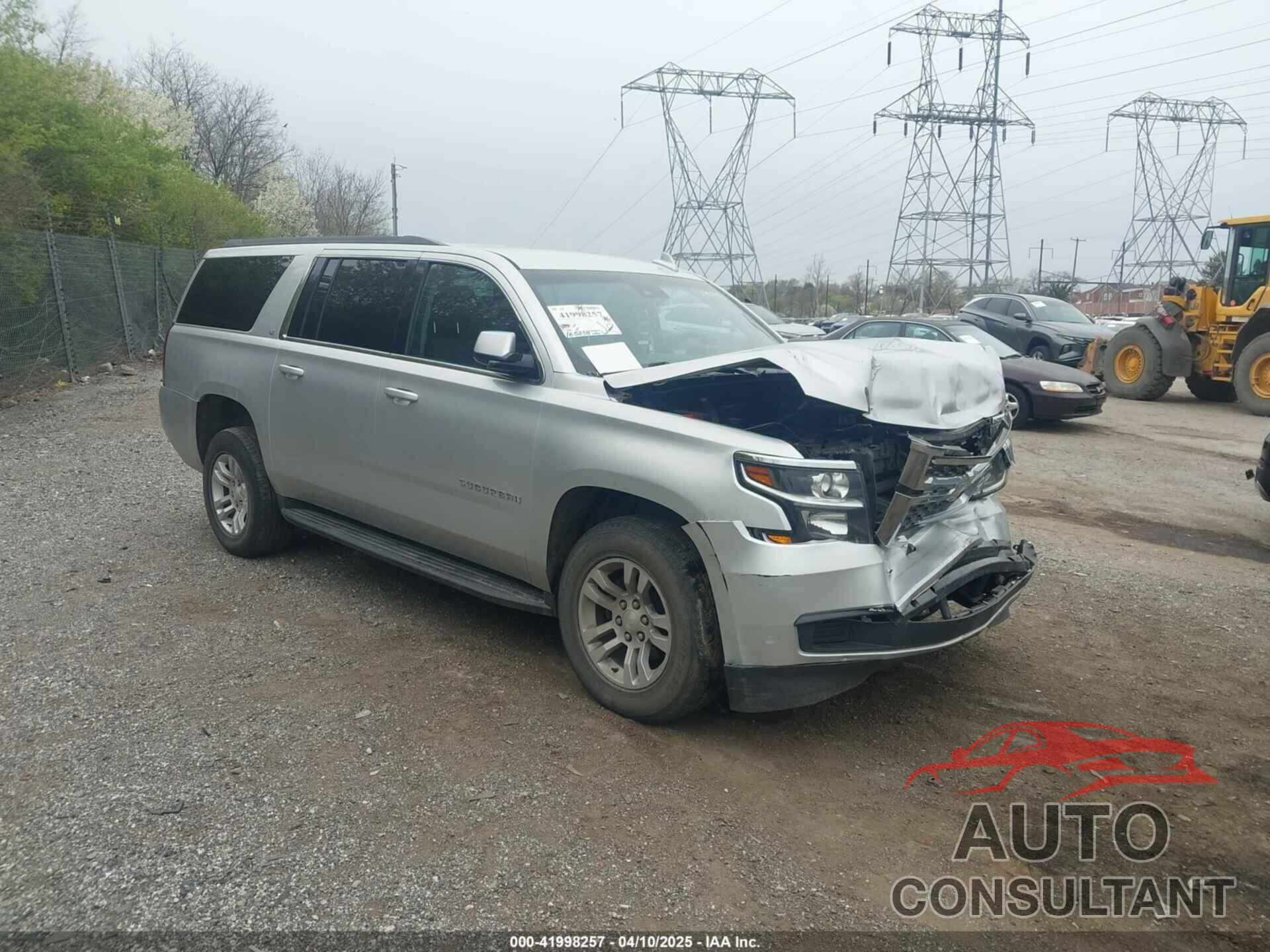 CHEVROLET SUBURBAN 2017 - 1GNSKHKC3HR191078