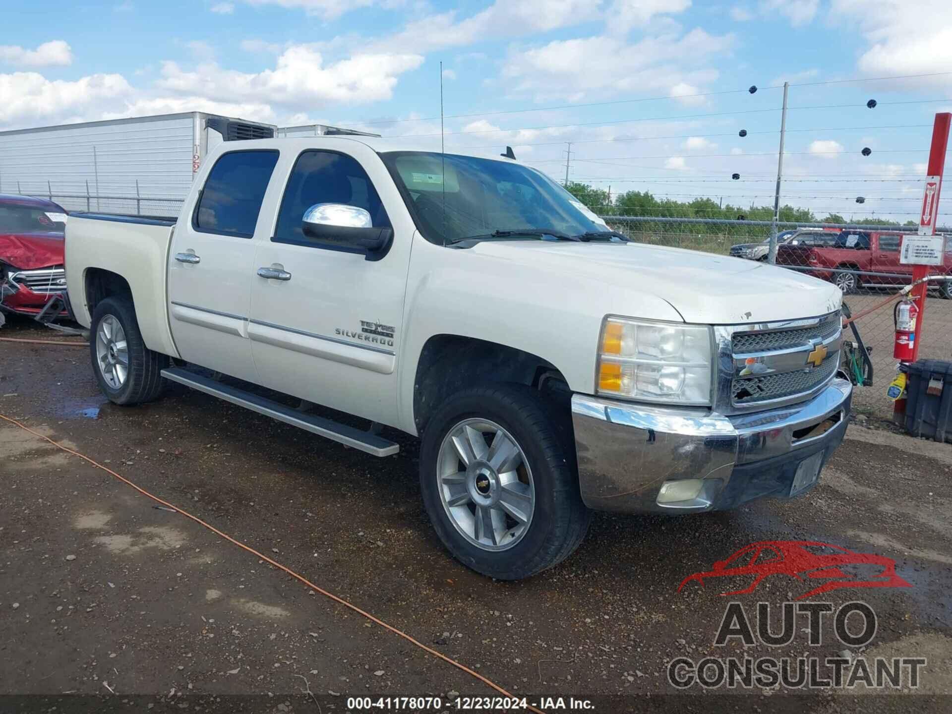 CHEVROLET SILVERADO 1500 2013 - 3GCPCSE08DG177522