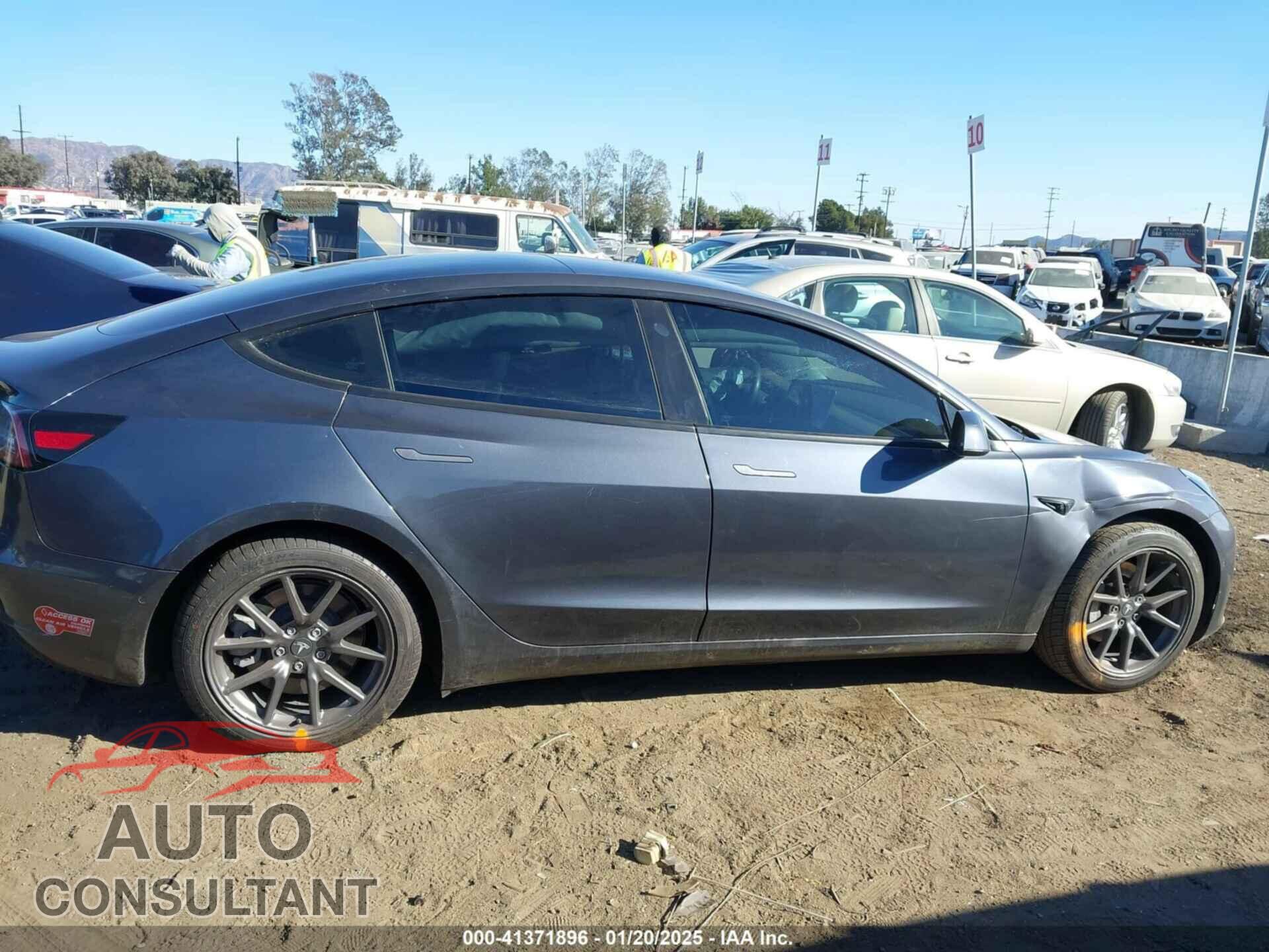 TESLA MODEL 3 2018 - 5YJ3E1EA6JF044643