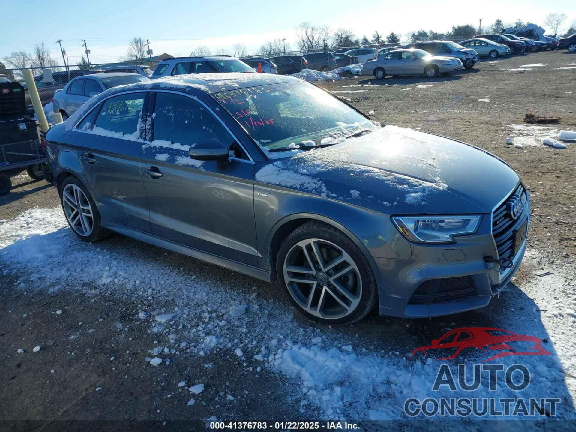 AUDI A3 2017 - WAUJ8HFFXH1065030