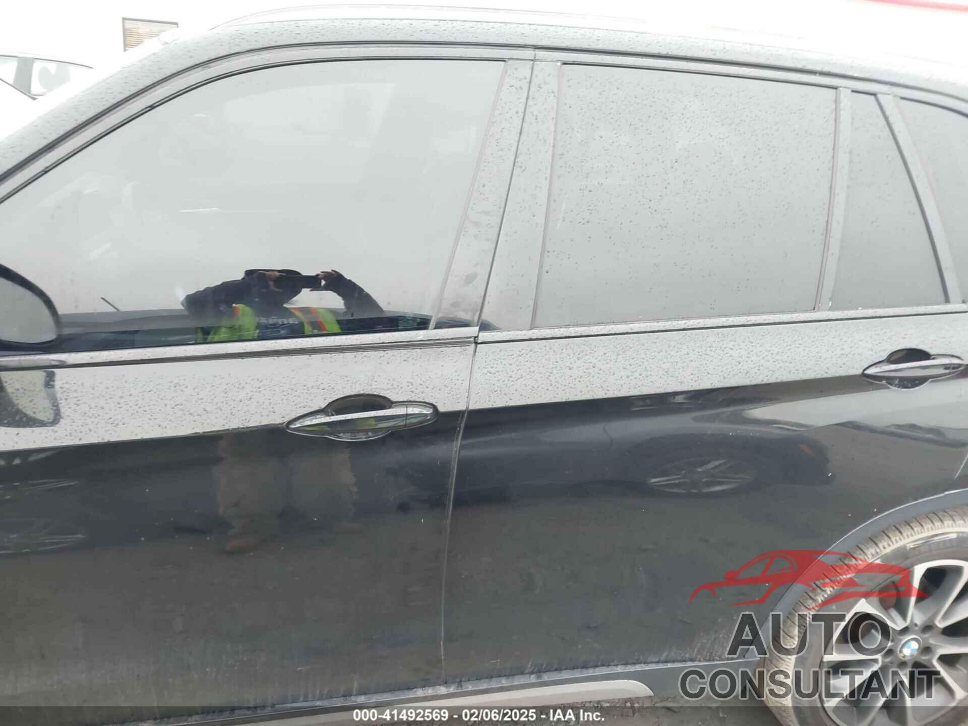 BMW X5 2018 - 5UXKR0C56J0X86666