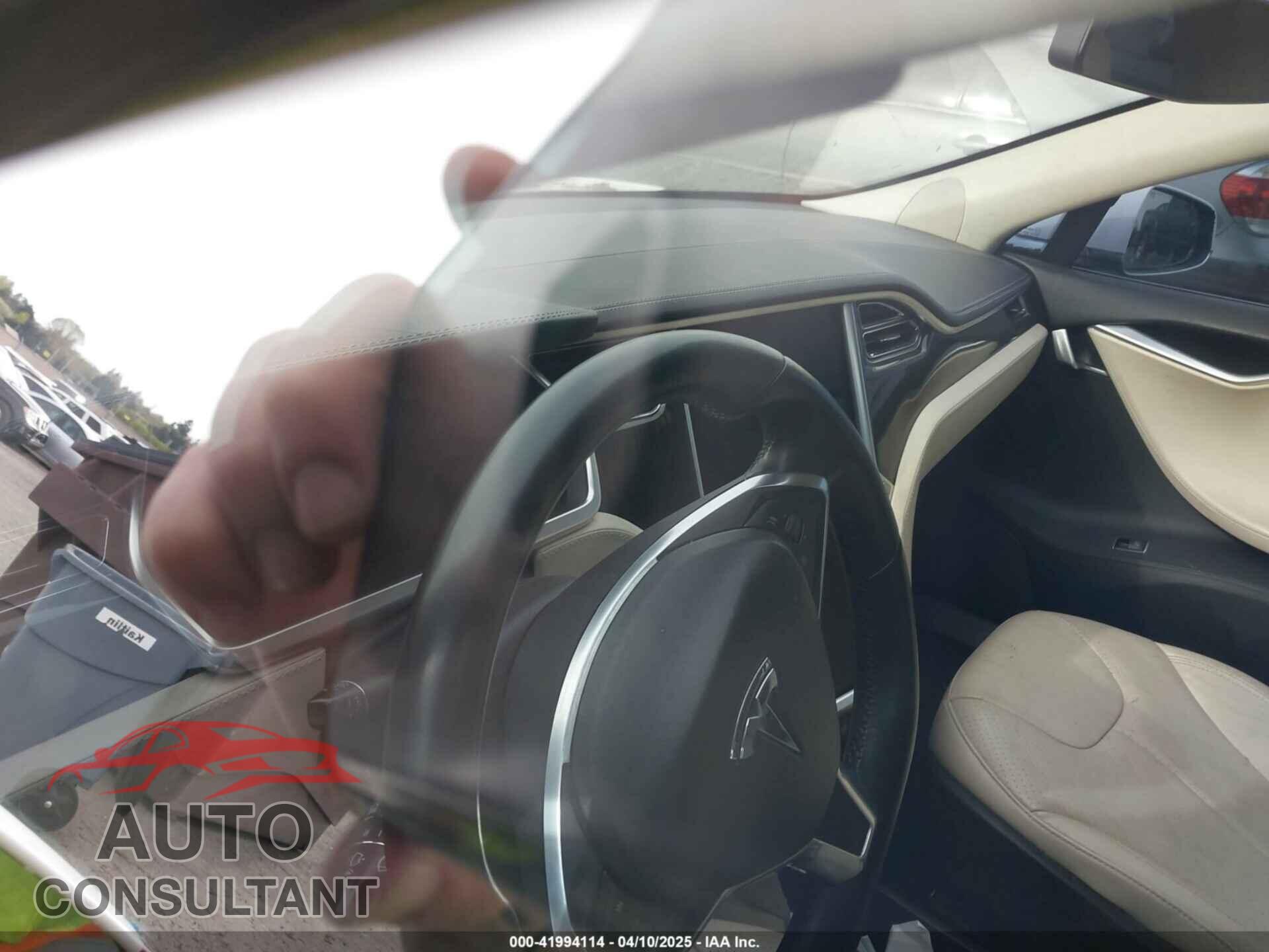 TESLA MODEL S 2012 - 5YJSA1DN6CFS00341