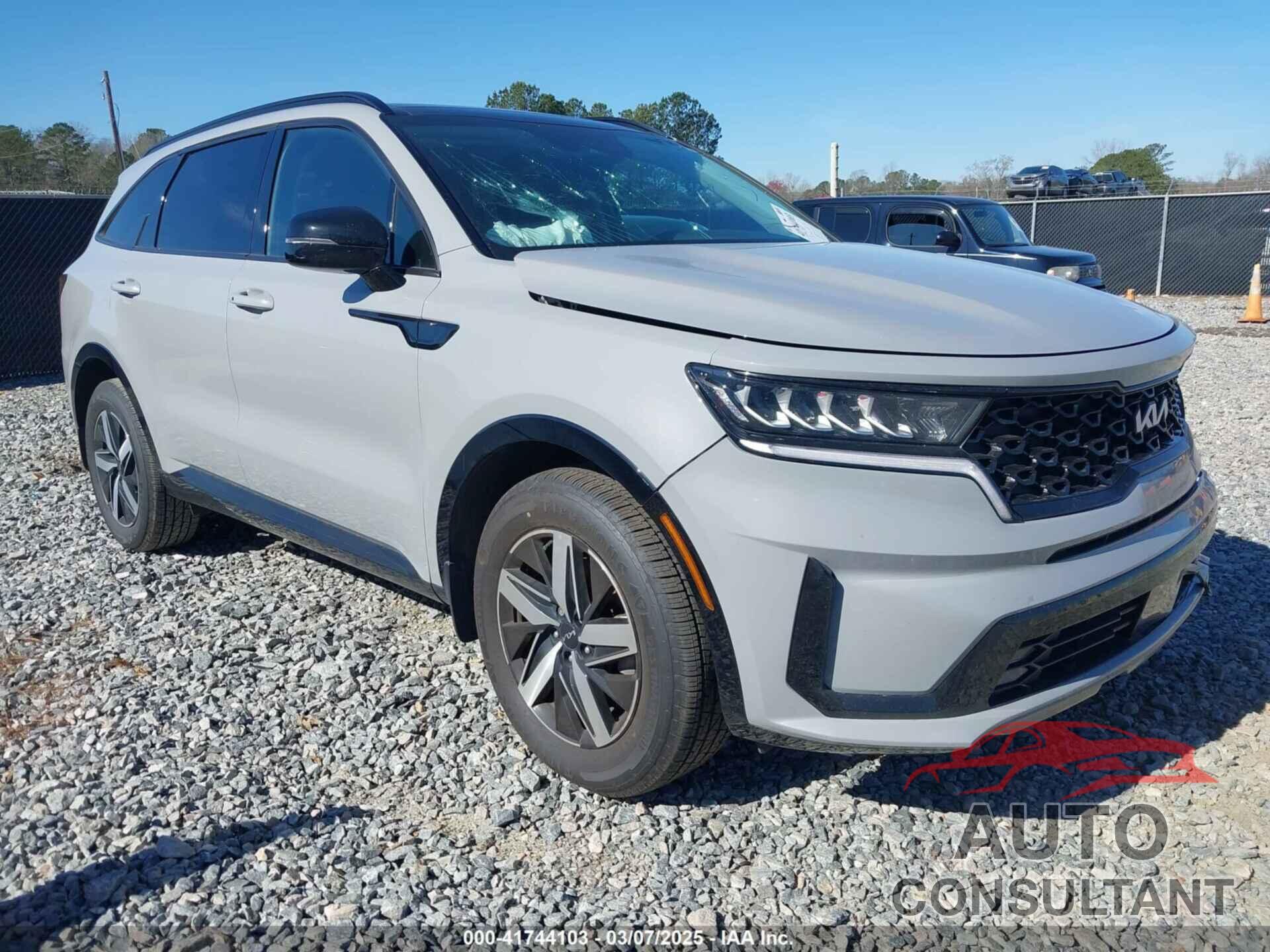 KIA SORENTO 2023 - 5XYRH4LF9PG170899