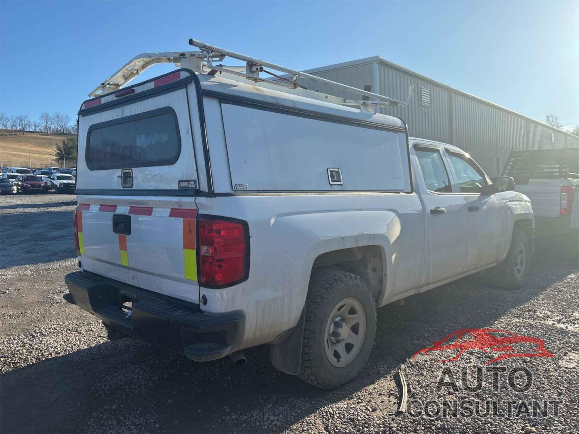 CHEVROLET SILVERADO 1500 2015 - 1GCVKPEH1FZ326093