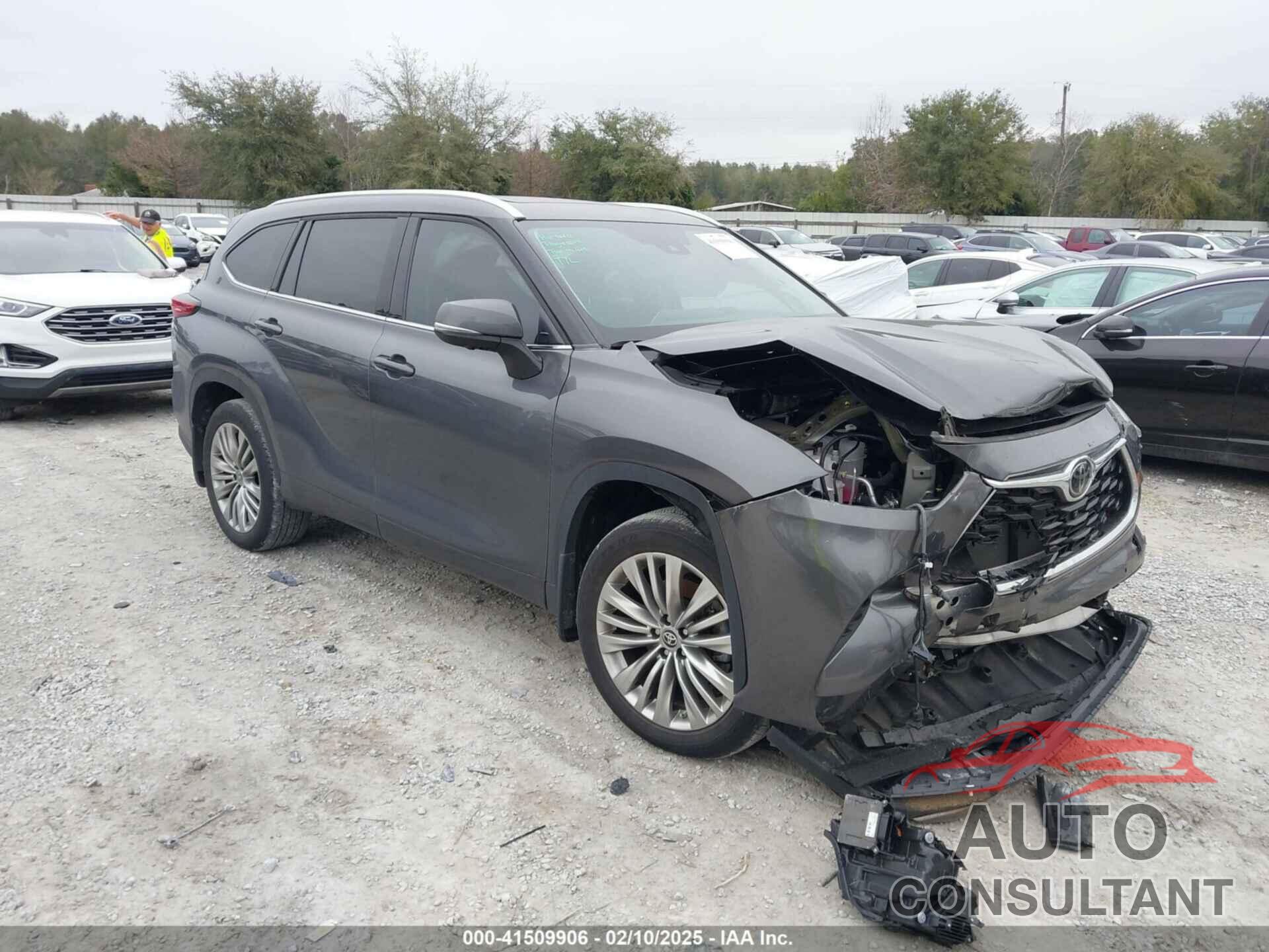 TOYOTA HIGHLANDER 2023 - 5TDKDRAHXPS516119