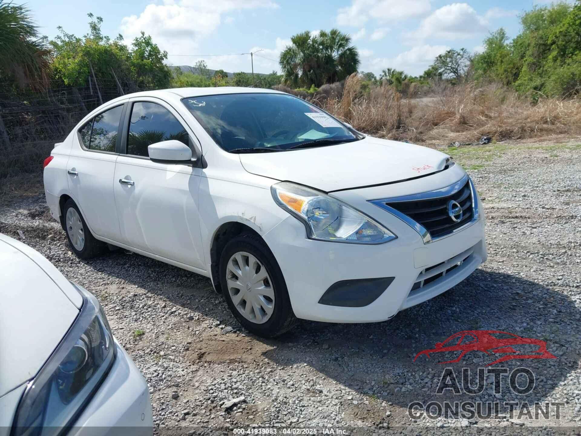NISSAN VERSA 2015 - 3N1CN7AP9FL895098