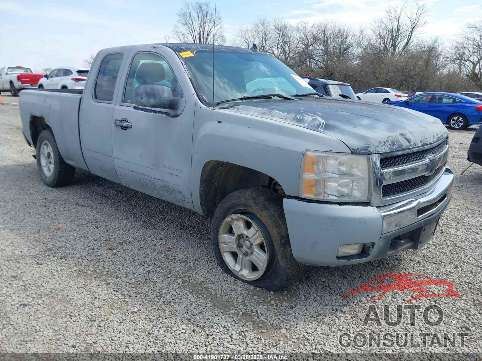 CHEVROLET SILVERADO 1500 2011 - 1GCRKSE30BZ409985