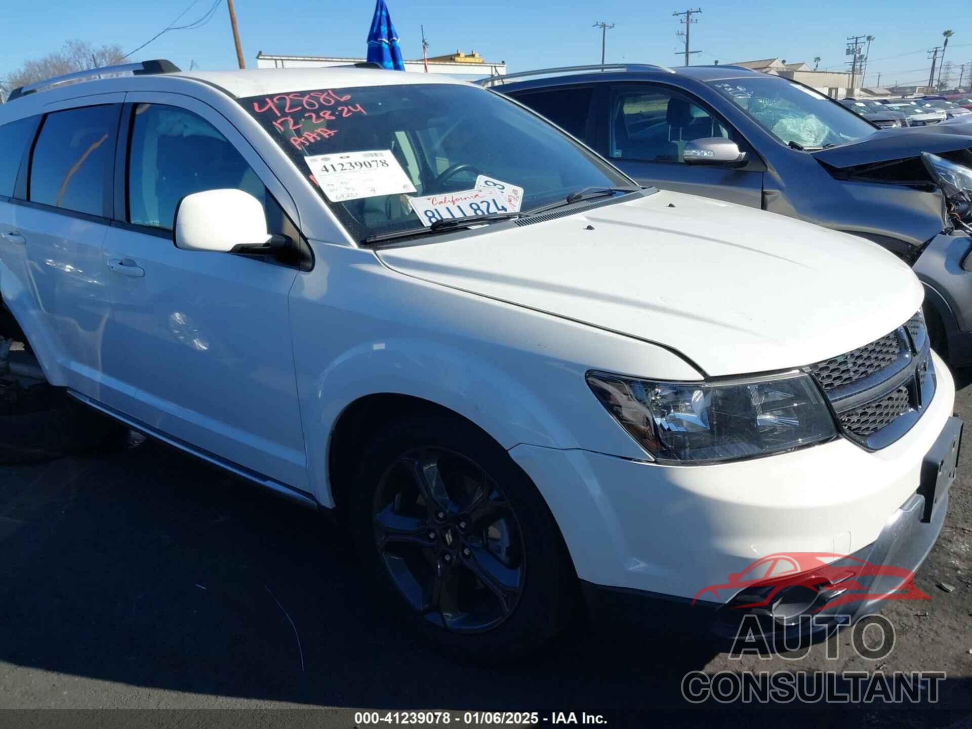 DODGE JOURNEY 2018 - 3C4PDCGG7JT513645