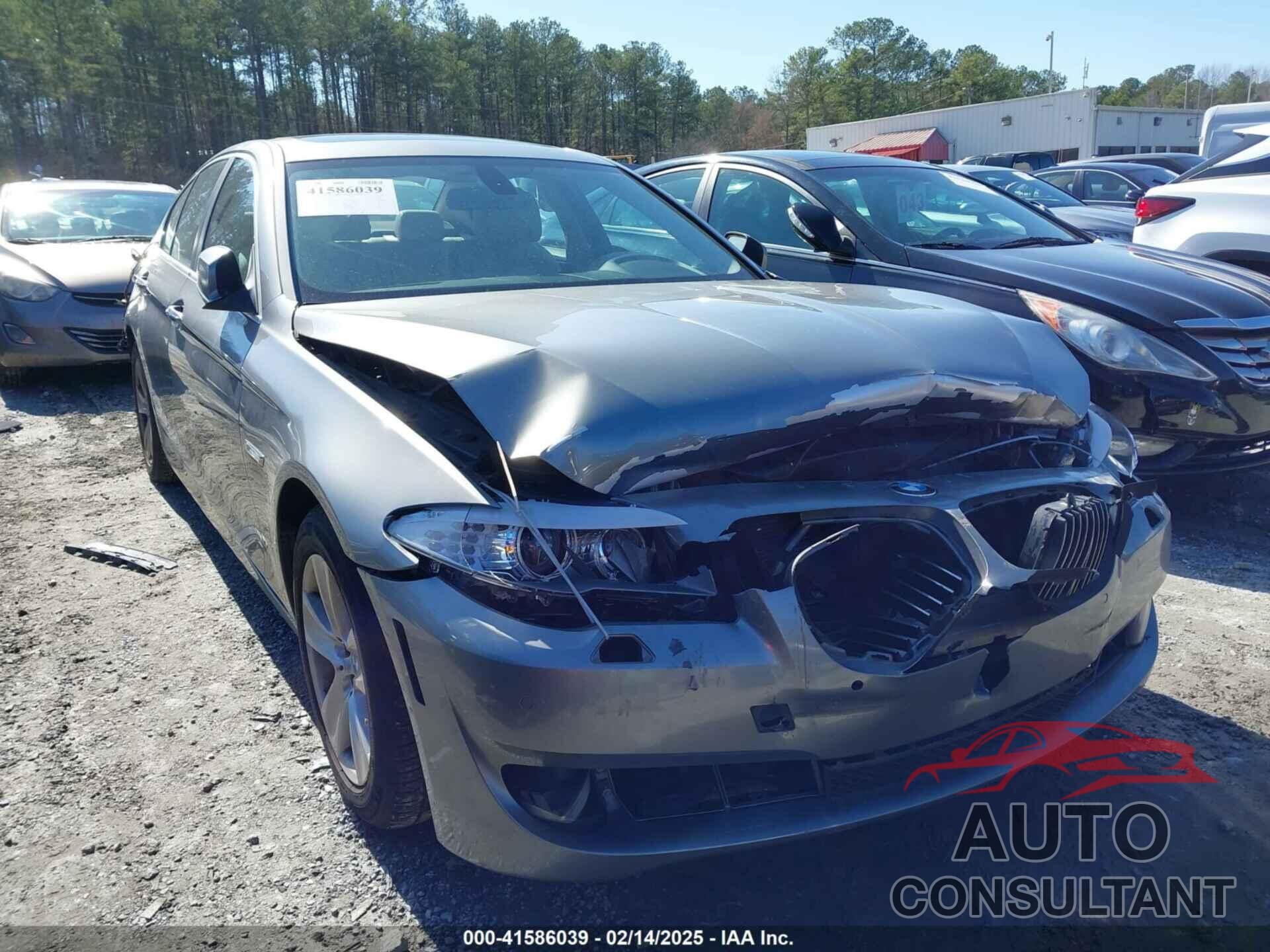 BMW 528I 2012 - WBAXG5C56CDX06186