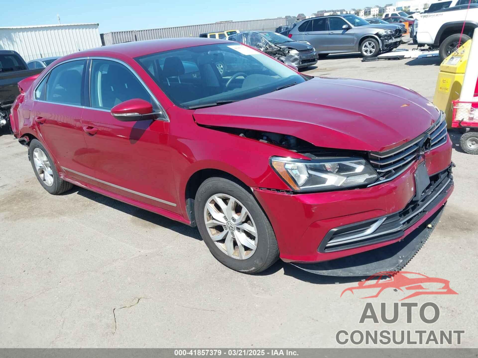 VOLKSWAGEN PASSAT 2017 - 1VWAT7A3XHC027226