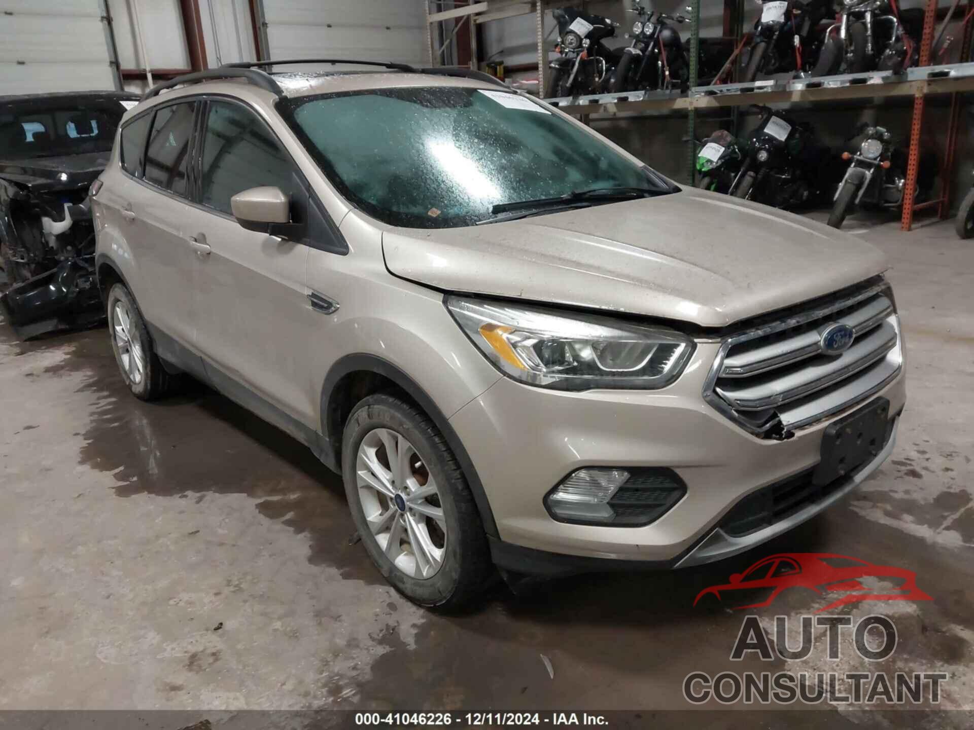 FORD ESCAPE 2017 - 1FMCU9GDXHUB17048