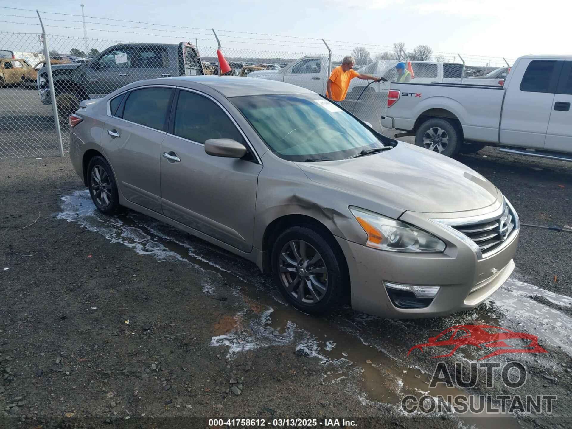 NISSAN ALTIMA 2015 - 1N4AL3AP5FC470871