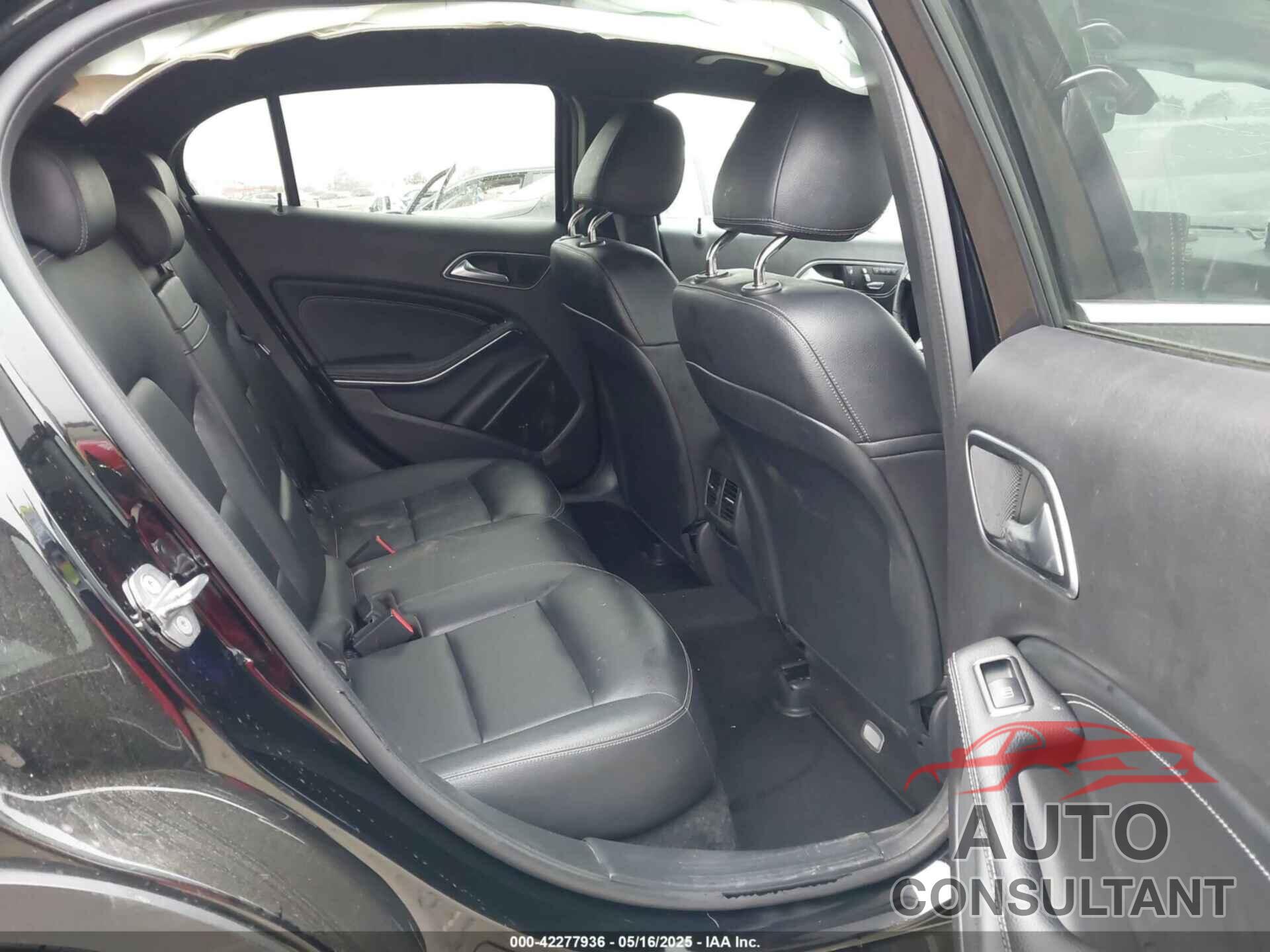 MERCEDES-BENZ GLA 250 2020 - WDCTG4EB7LJ649622