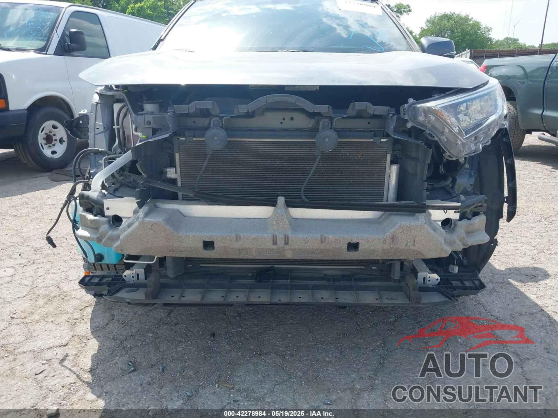 TOYOTA RAV4 2021 - 2T3W1RFV5MC092028