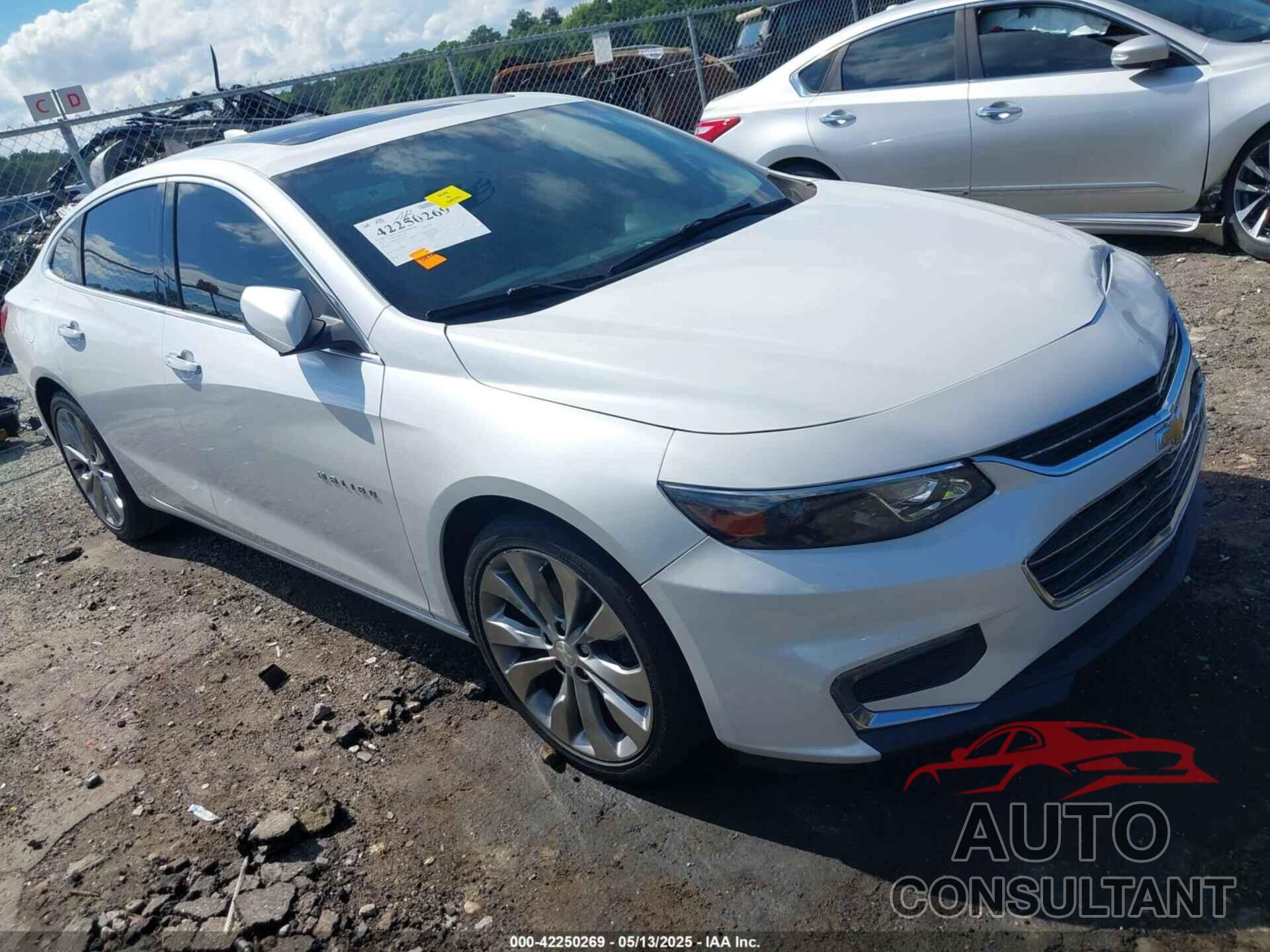 CHEVROLET MALIBU 2017 - 1G1ZH5SXXHF131932