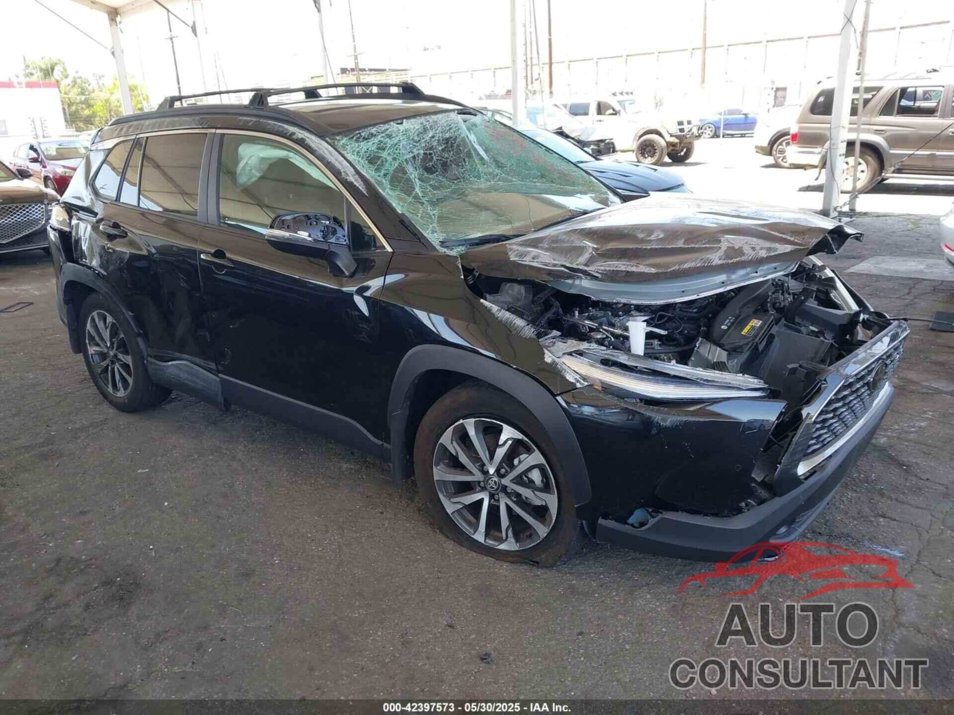 TOYOTA COROLLA CROSS 2023 - 7MUDAAAG8PV072030