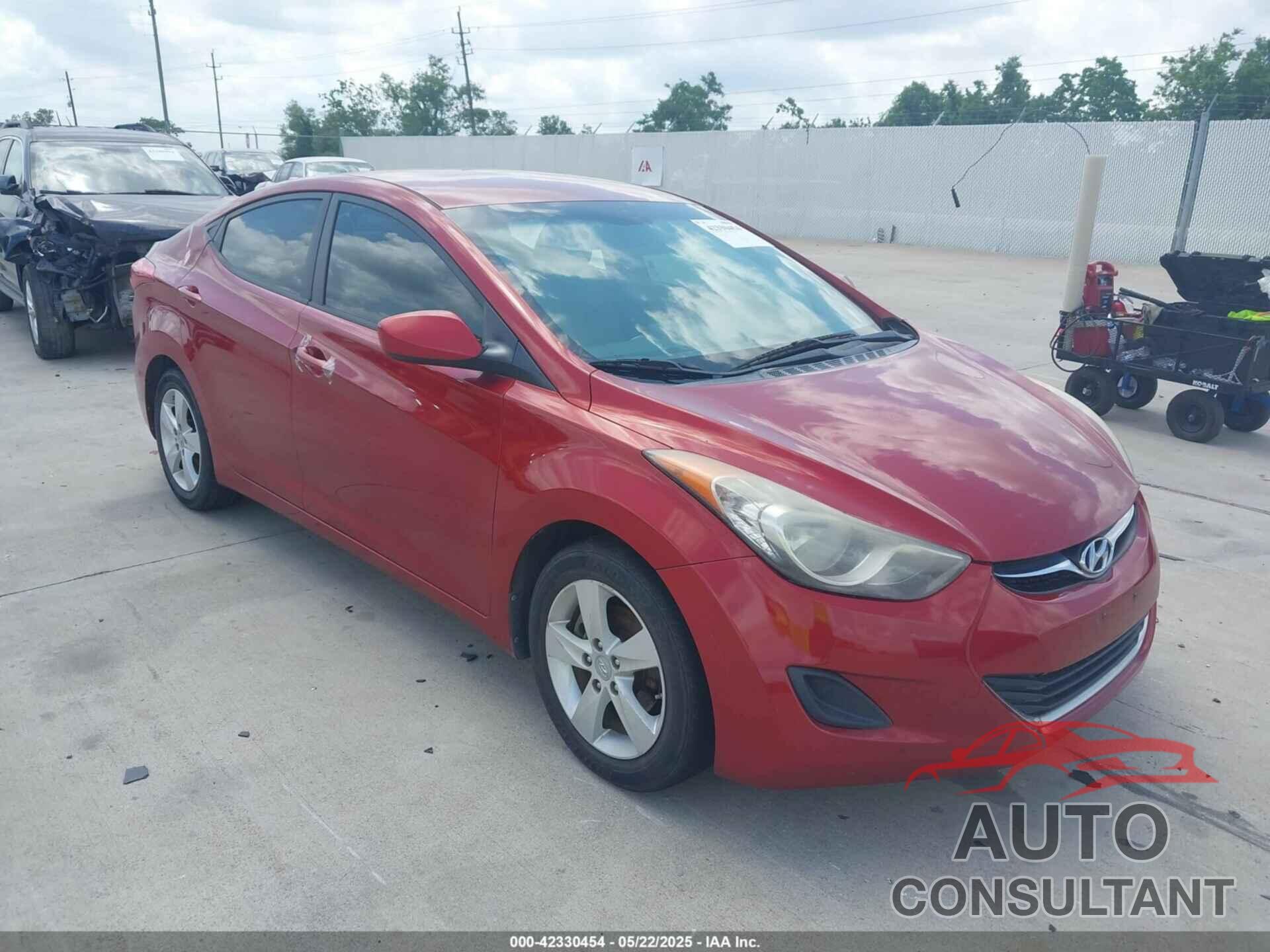 HYUNDAI ELANTRA 2011 - KMHDH4AE9BU097136