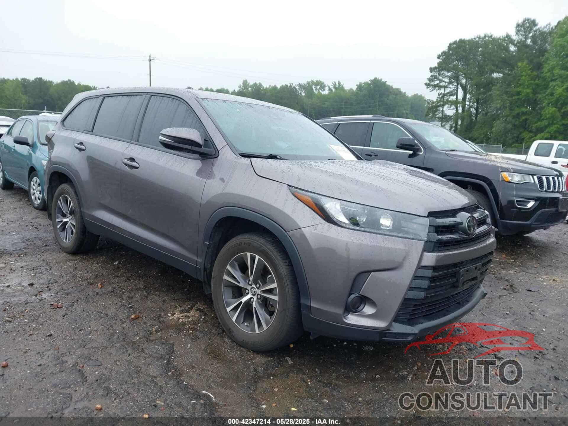 TOYOTA HIGHLANDER 2019 - 5TDBZRFH5KS736089