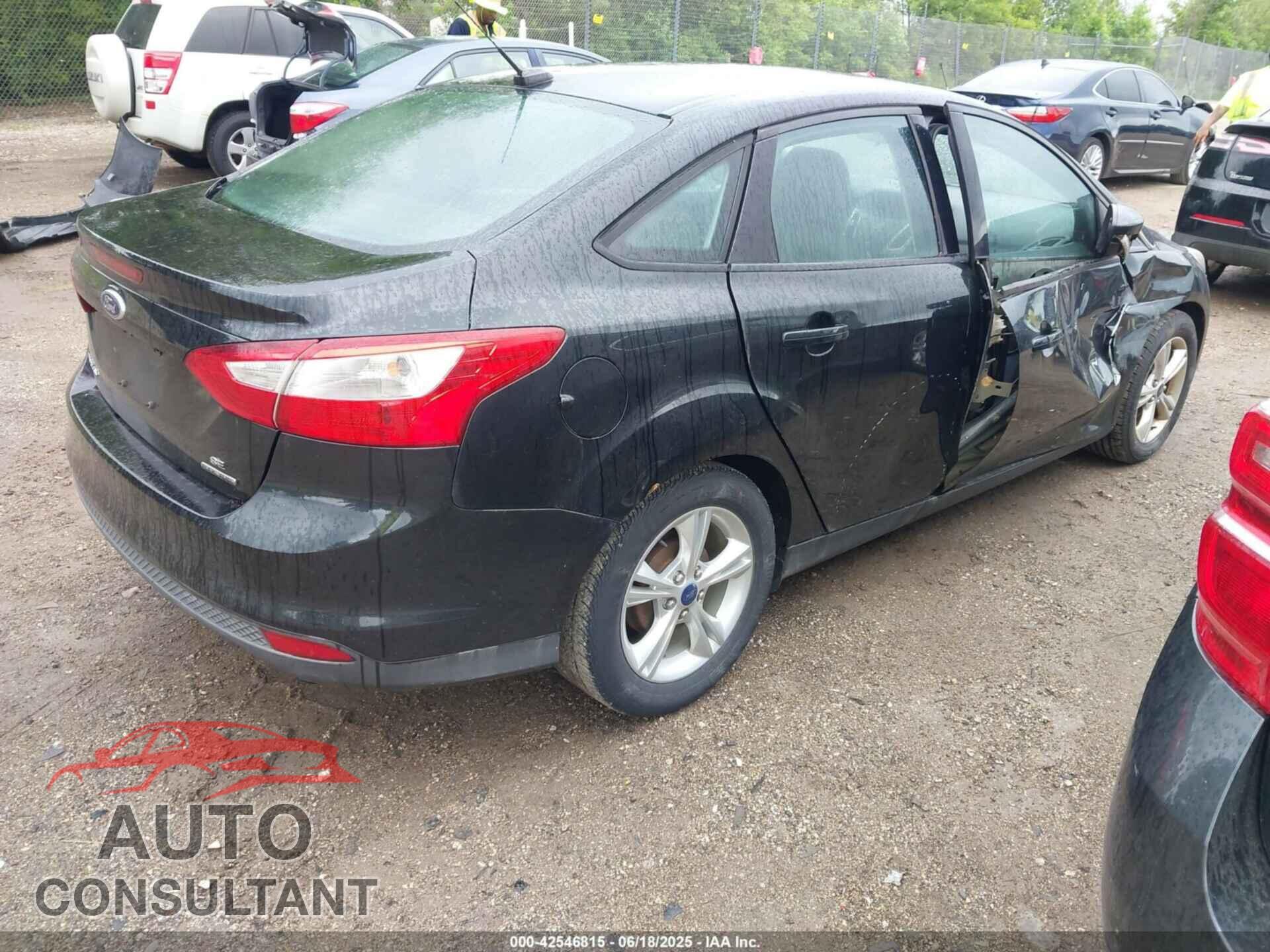FORD FOCUS 2014 - 1FADP3F25EL388345