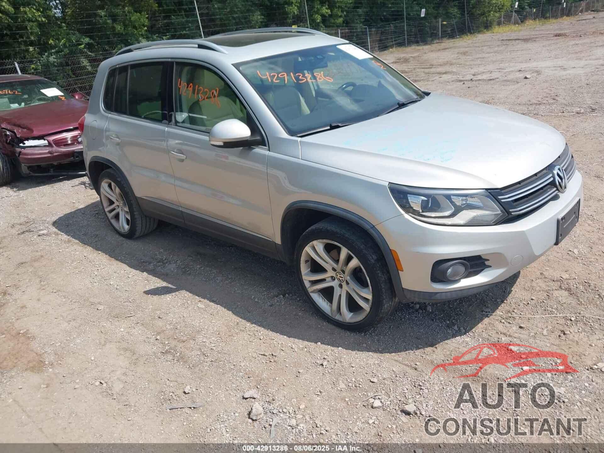 VOLKSWAGEN TIGUAN 2012 - WVGAV7AX8CW544835