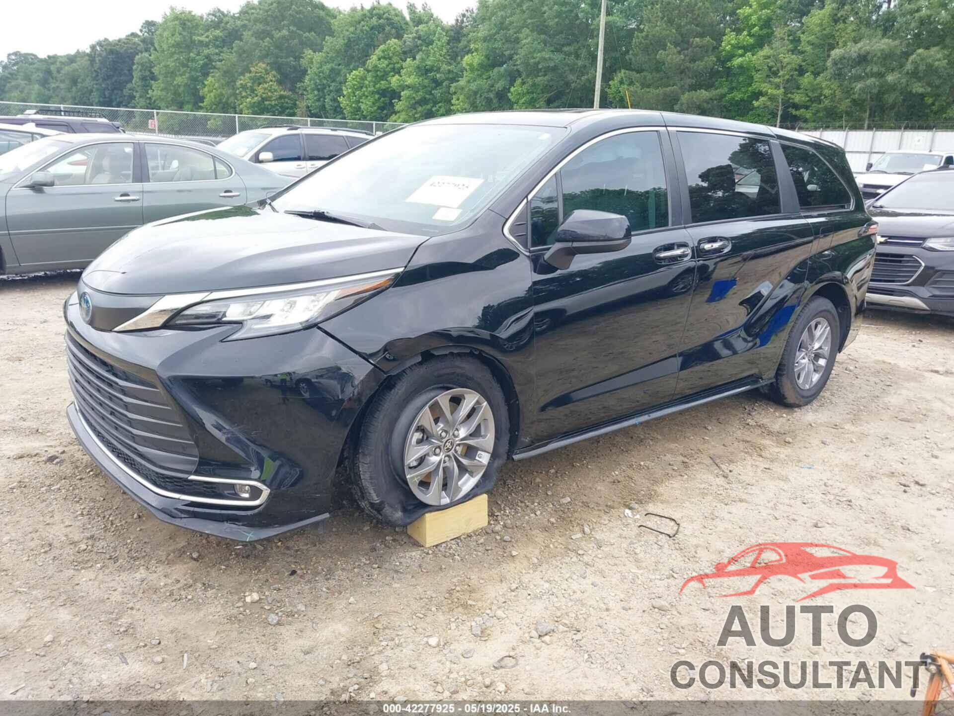 TOYOTA SIENNA 2022 - 5TDYRKEC3NS126025