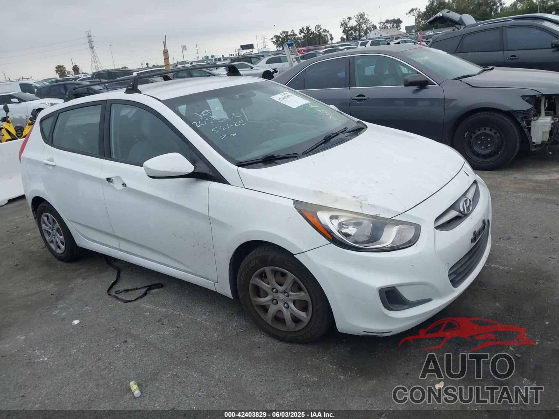 HYUNDAI ACCENT 2014 - KMHCT5AE6EU165655