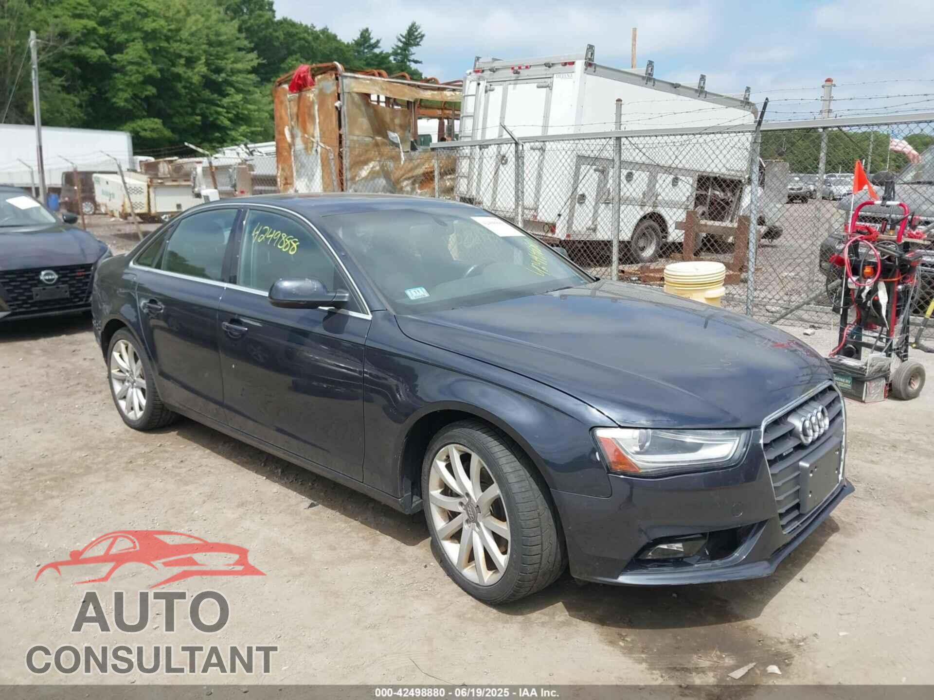 AUDI A4 2013 - WAUFFAFL7DN028982