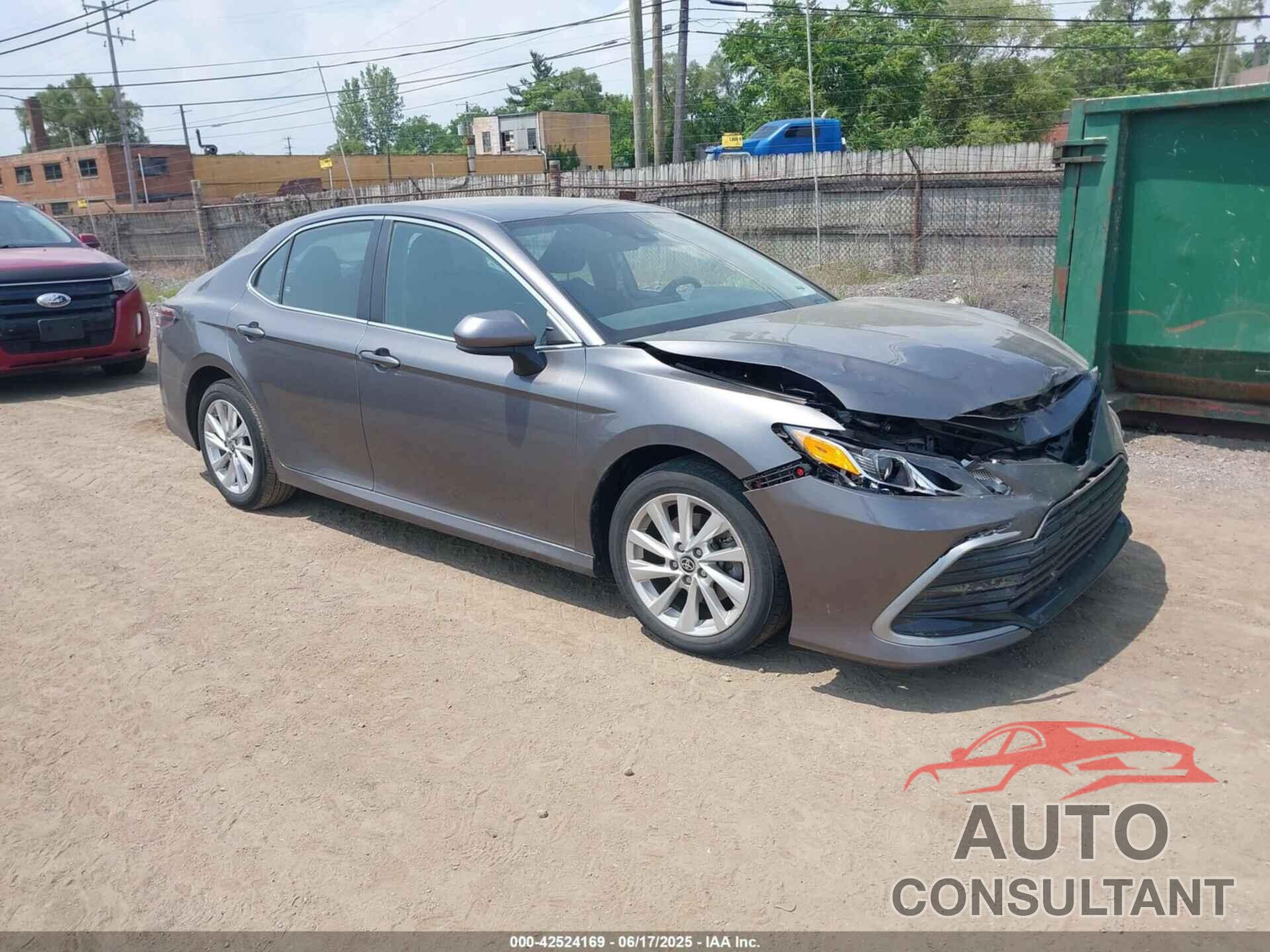 TOYOTA CAMRY 2021 - 4T1C11AK8MU553005