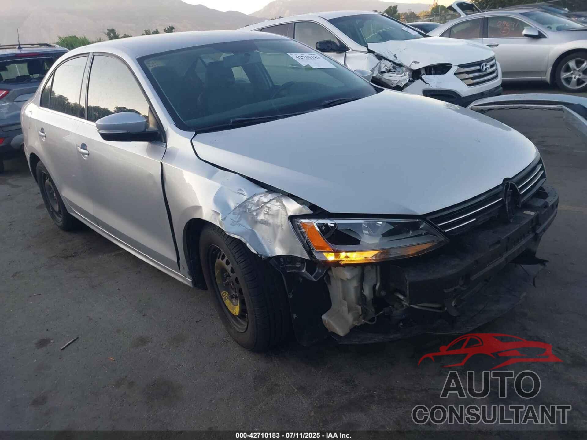 VOLKSWAGEN JETTA 2013 - 3VWDP7AJ3DM383848