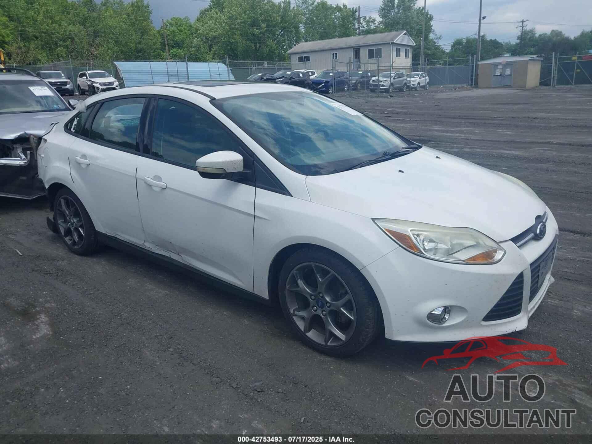 FORD FOCUS 2014 - 1FADP3F22EL319113