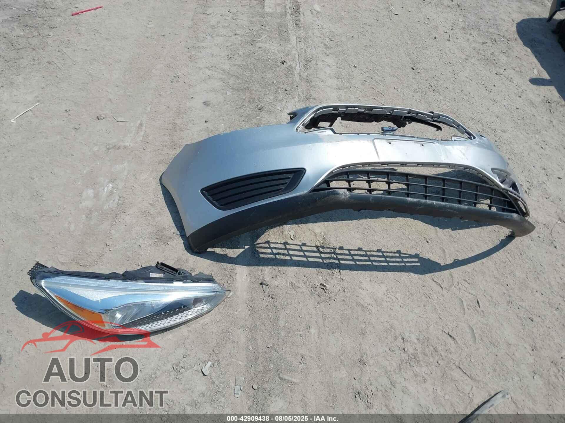 FORD FOCUS 2016 - 1FADP3F22GL202103