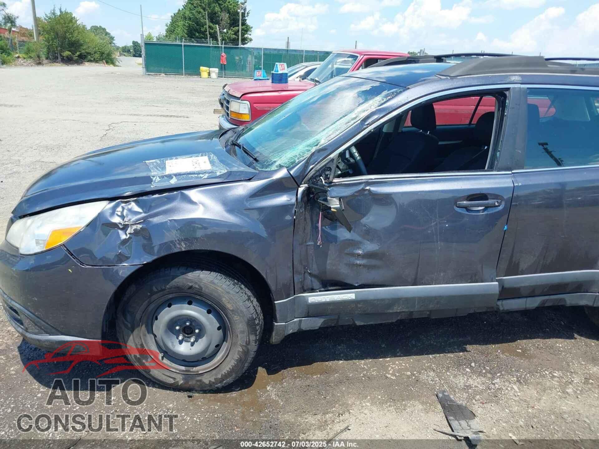 SUBARU OUTBACK 2011 - 4S4BRBAC2B3404515
