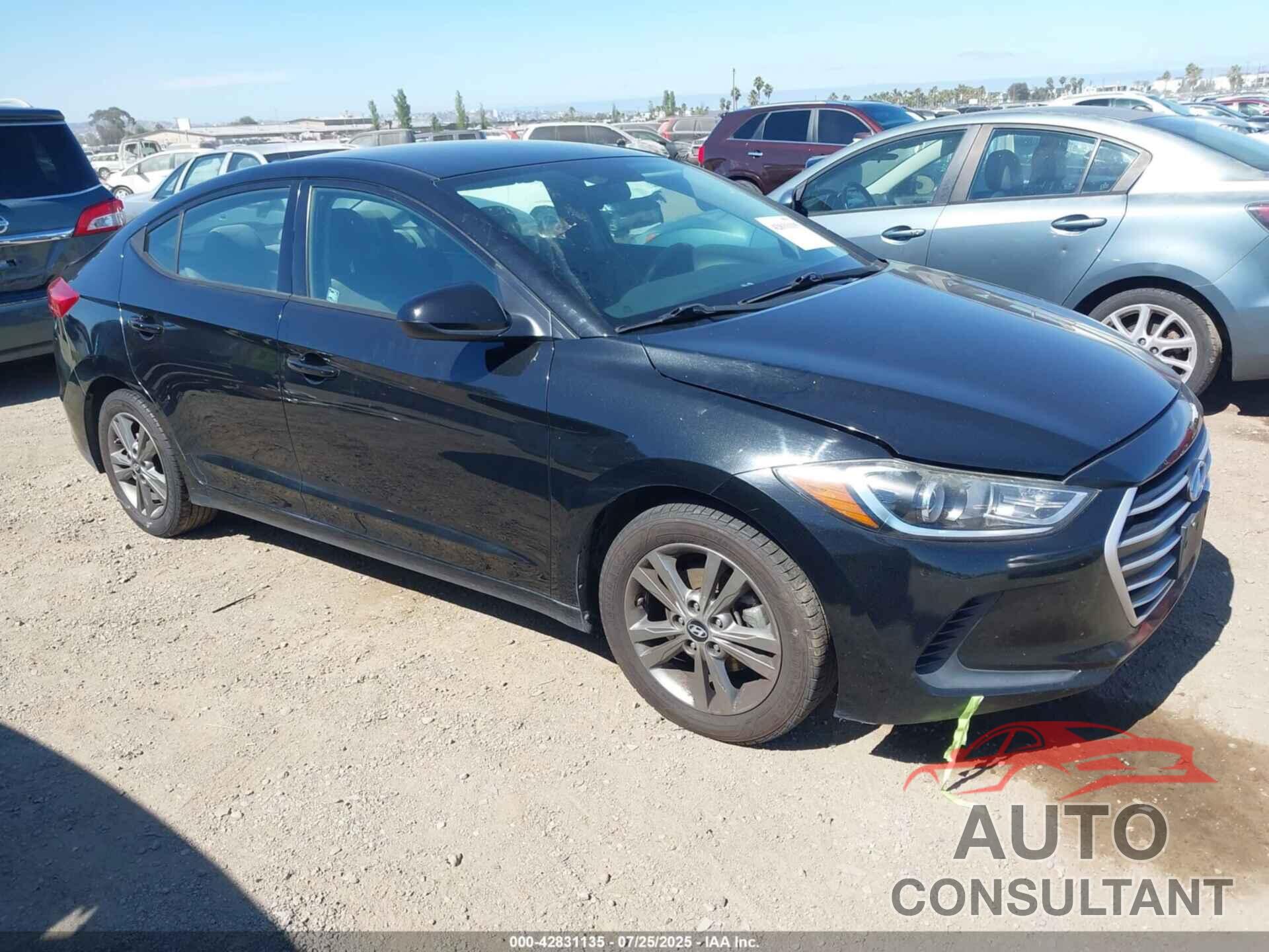 HYUNDAI ELANTRA 2018 - 5NPD84LF0JH215299