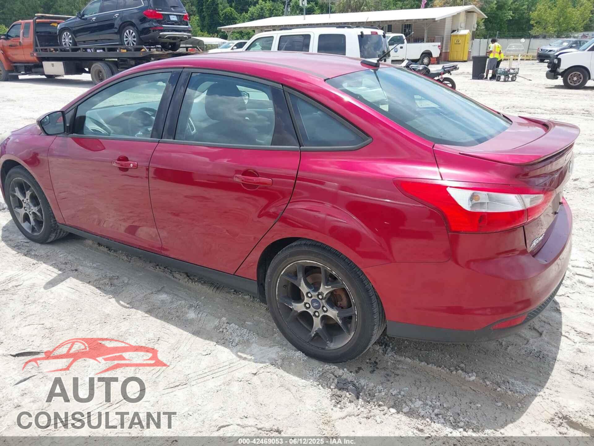 FORD FOCUS 2014 - 1FADP3F21EL330751